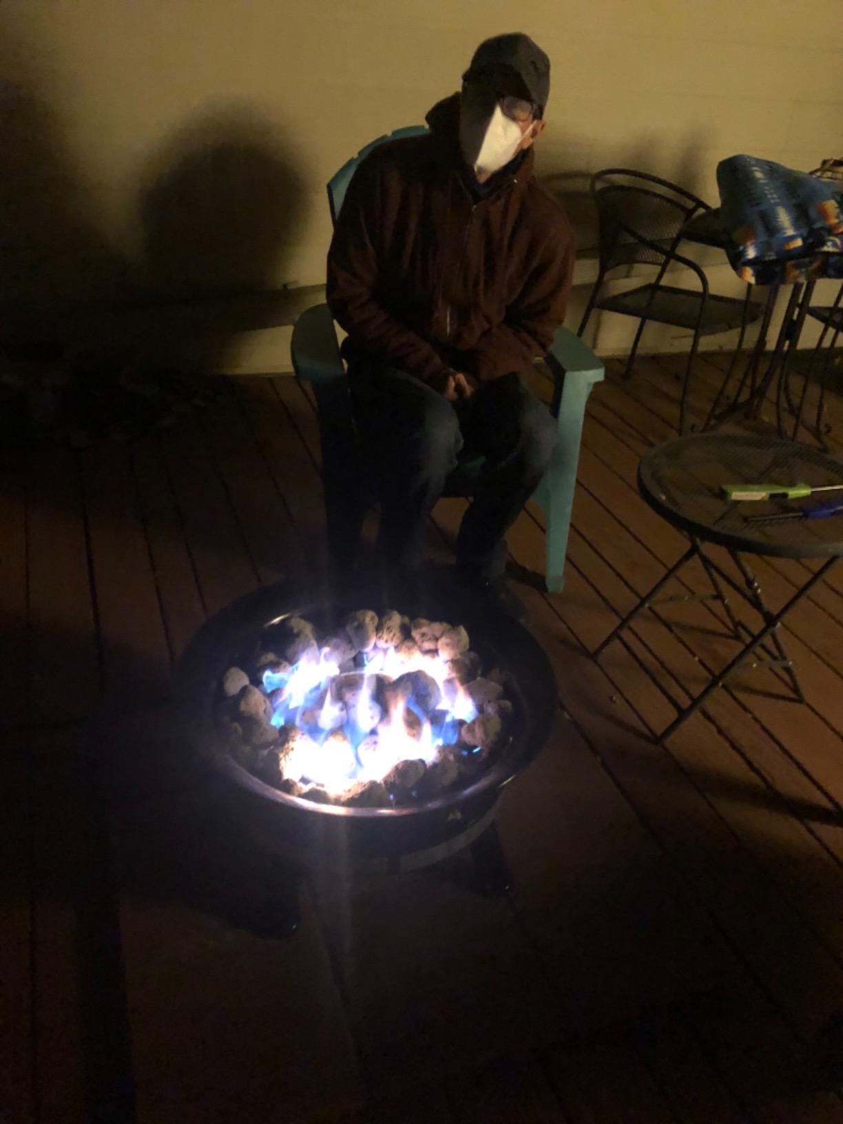 Outland Living Firebowl Smokeless Fire Pit, Round Outdoor Portable Propane Gas Fire Pit with UV and Weather Resistant Durable Cover, 24-Inch Diameter 58,000 BTU, Black, 883 Mega, For Outside Use customer photo 2