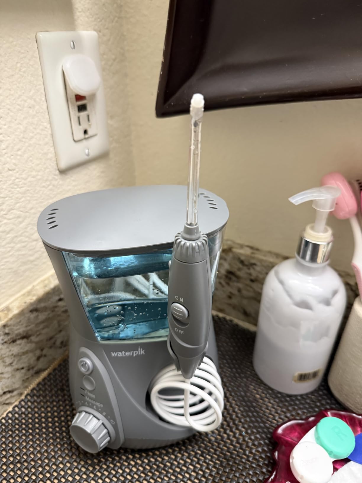 Waterpik Aquarius Countertop Water Flosser with 10 Settings, 7 Tips, White | For Daily Home Gum Health, Dental Braces, Implants, Teeth Cleaning, Multiple Users, ADA Accepted WP-660 Packaging May Vary customer photo 2