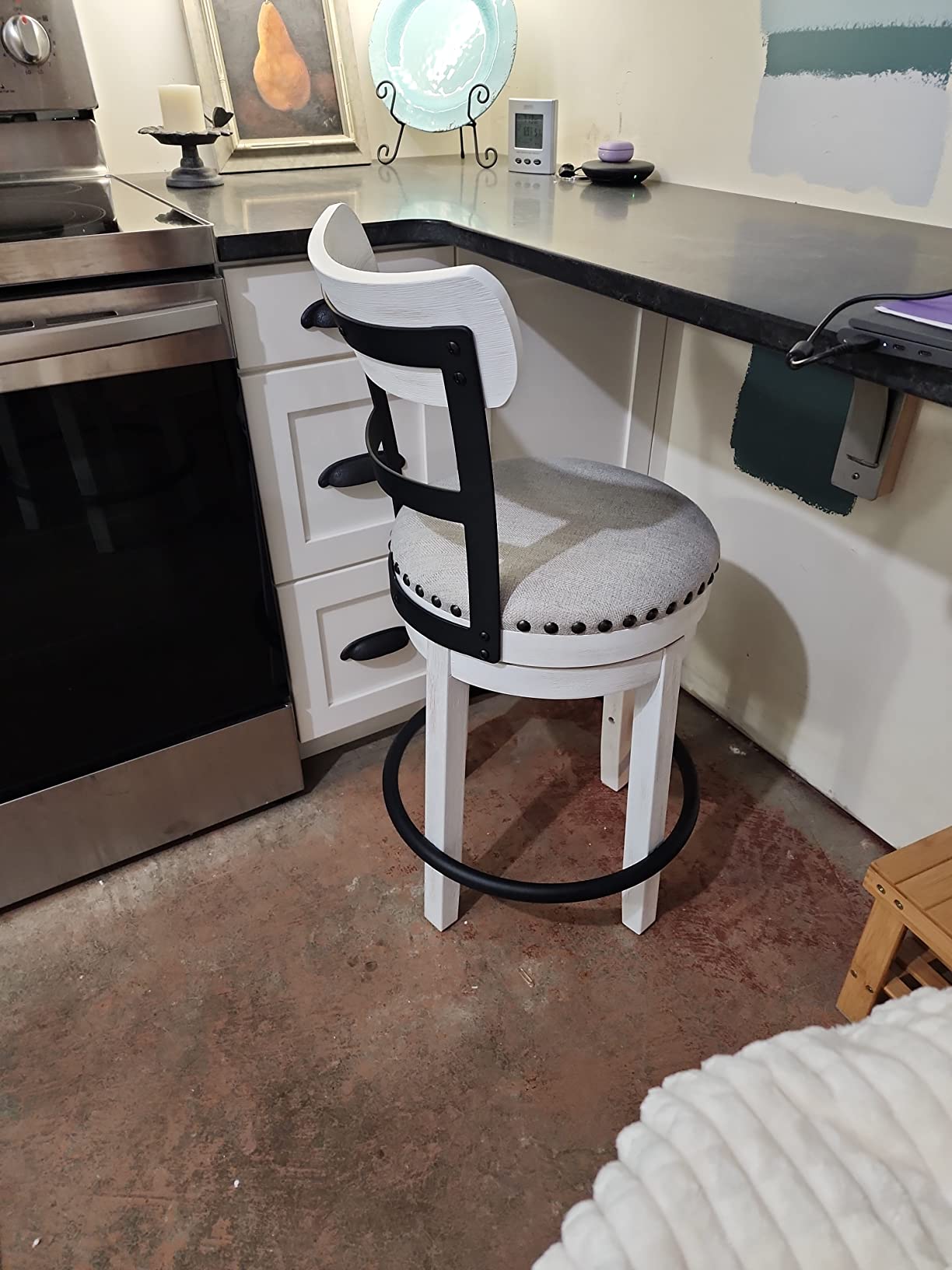 Signature Design by Ashley Pinnadel Counter Height Swivel Bar Stool, Brown customer photo 2
