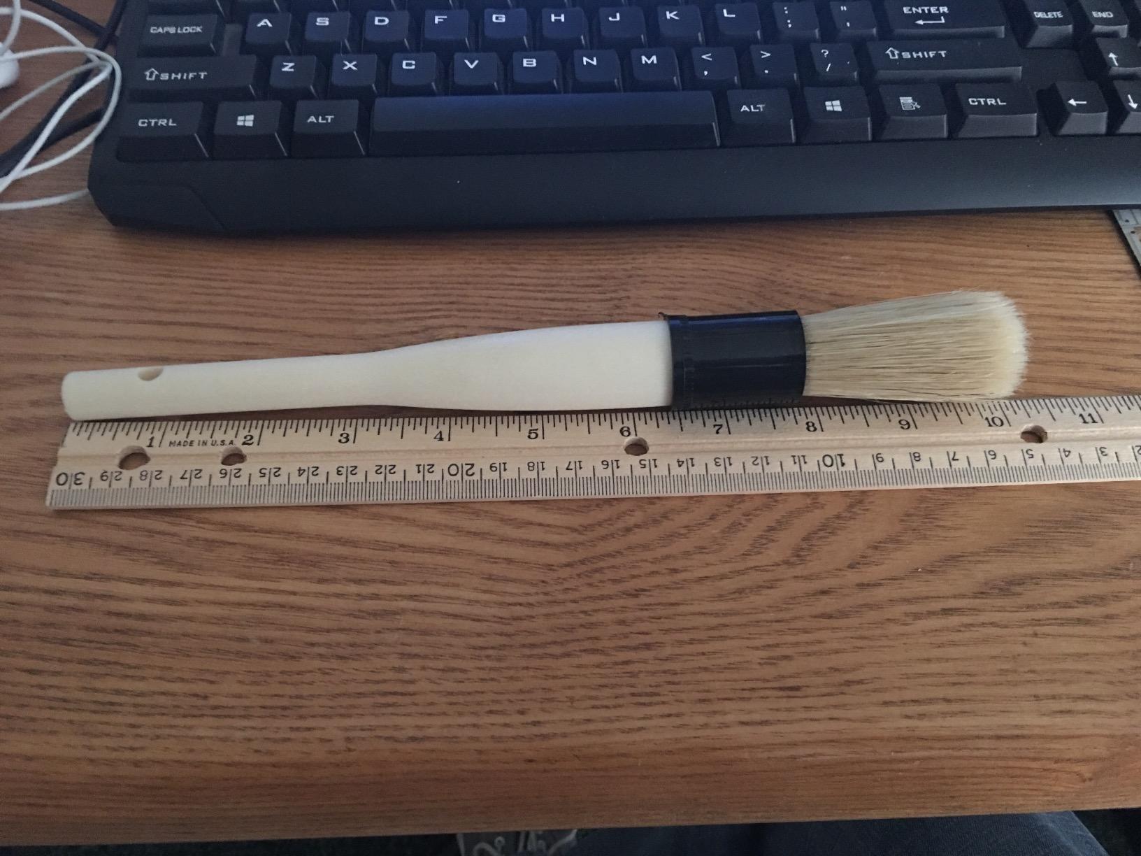 Chemical Guys, Boars Hair Detailing Brush for Wheels, Grilles & Interior customer photo 1
