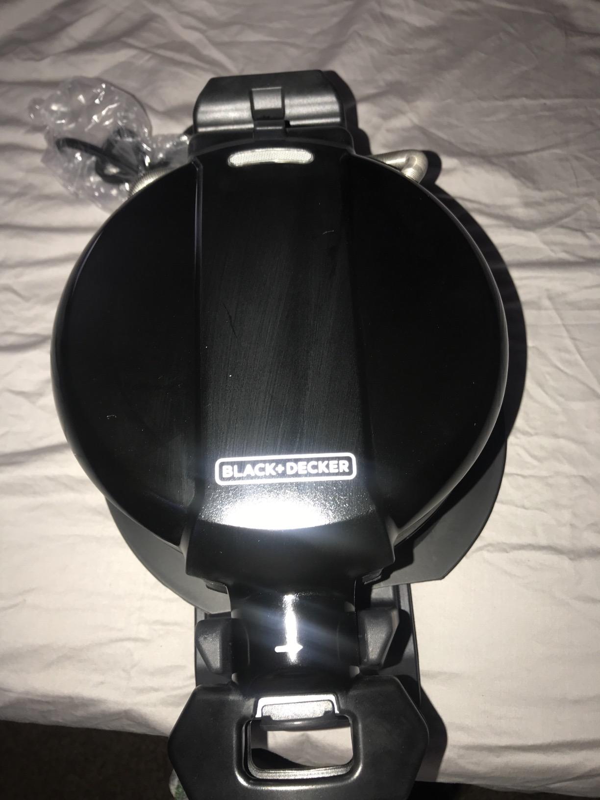 BLACK+DECKER Rotating Belgian Waffle Maker customer photo 2