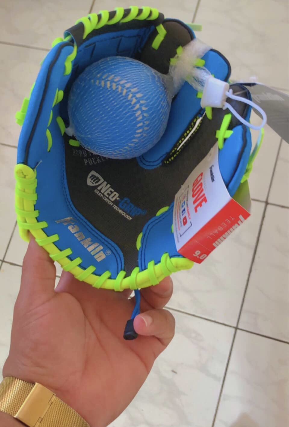 Franklin Sports Kids Baseball Glove - NeoGrip Boys + Girls Youth Tball Glove - Teeball, Baseball + Softball Mitt customer photo 2
