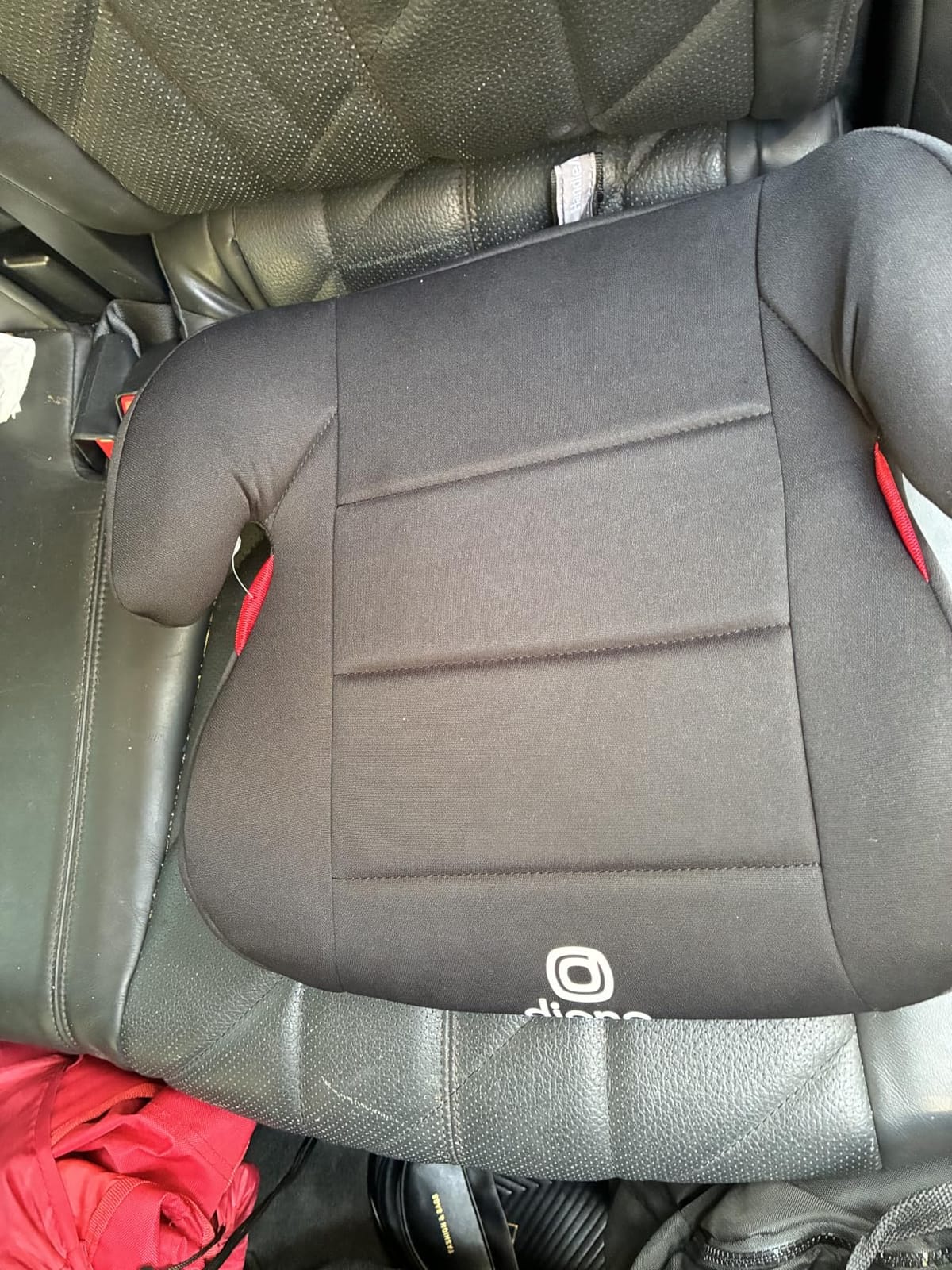 Diono Solana Lite Backless Booster Car Seat, Lightweight & Portable for Travel, Machine Washable Covers, 40-100 lbs, Black Storm customer photo 2