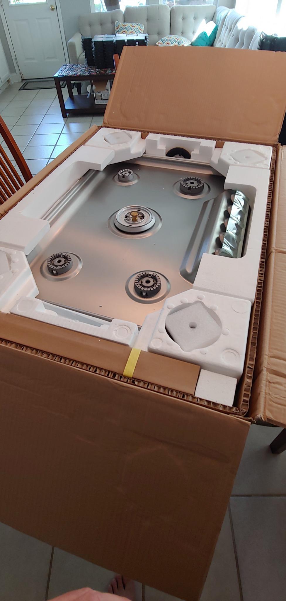 Electrolux Frigidaire Professional FPGC3077RS 30