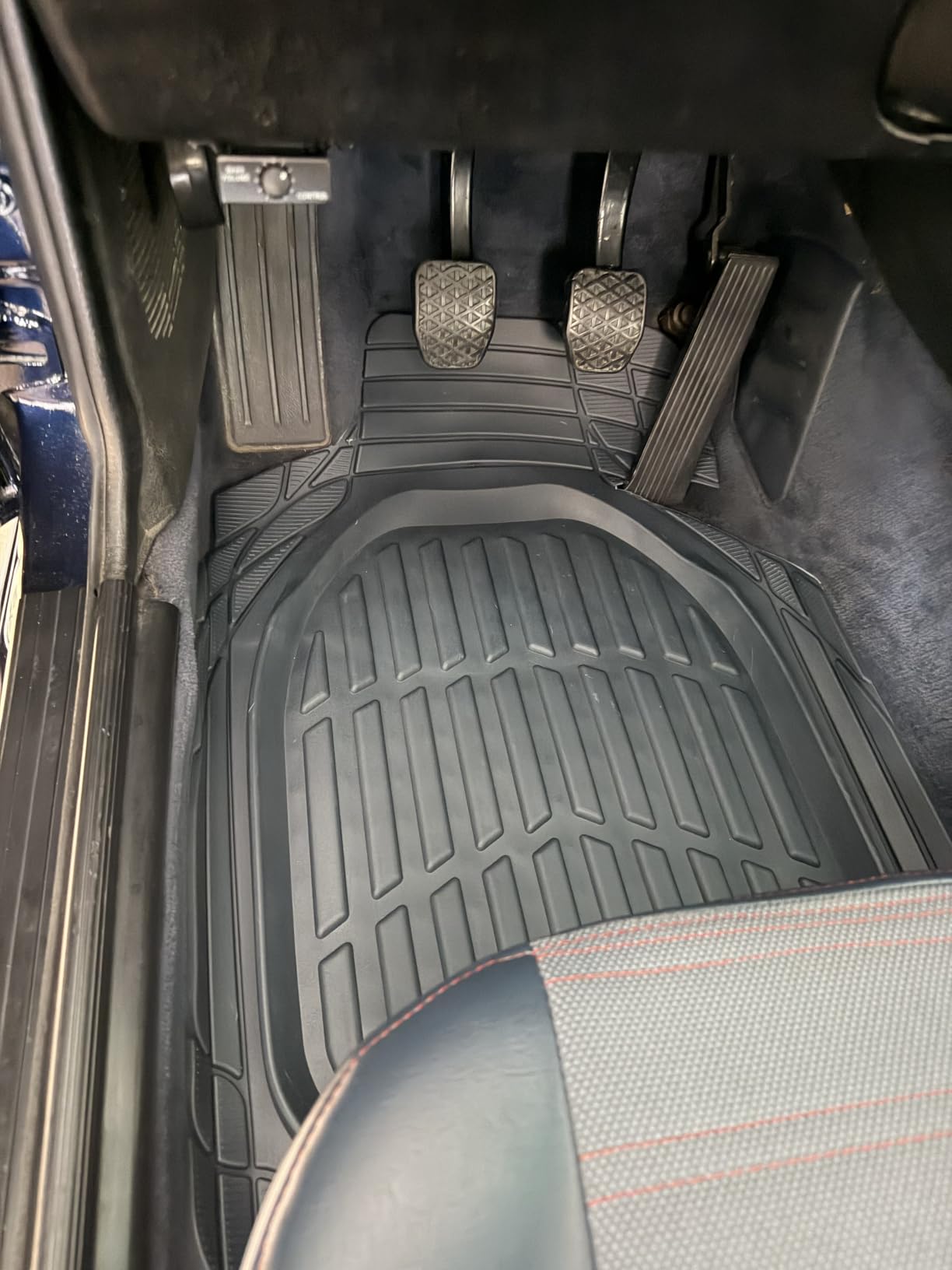 Motor Trend FlexTough Floor Mats for Cars, Black Deep Dish All-Weather Car Mats, Waterproof Trim-to Fit Automotive Floor Mats for Cars Trucks SUV, Universal Floor Liner Car Accessories customer photo 2