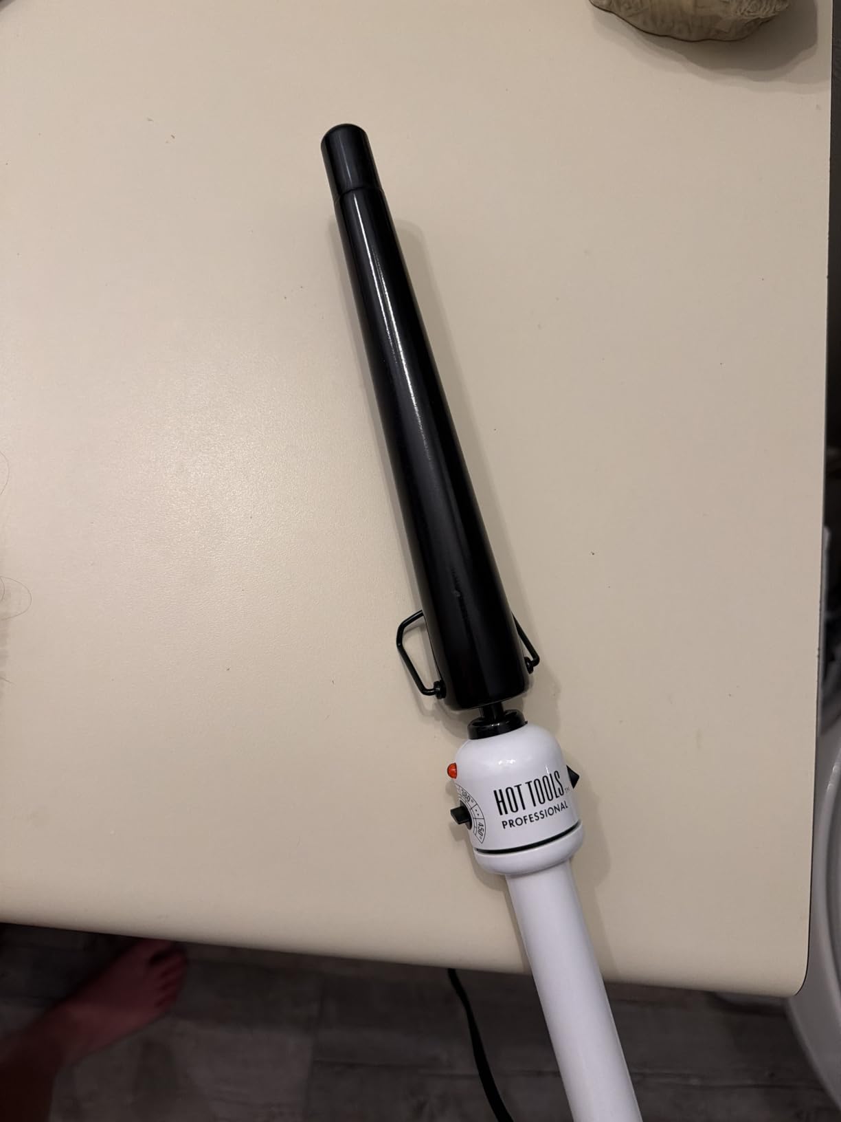 Hot Tools Professional Nano Ceramic Extra Long Tapered Curling Iron customer photo 2