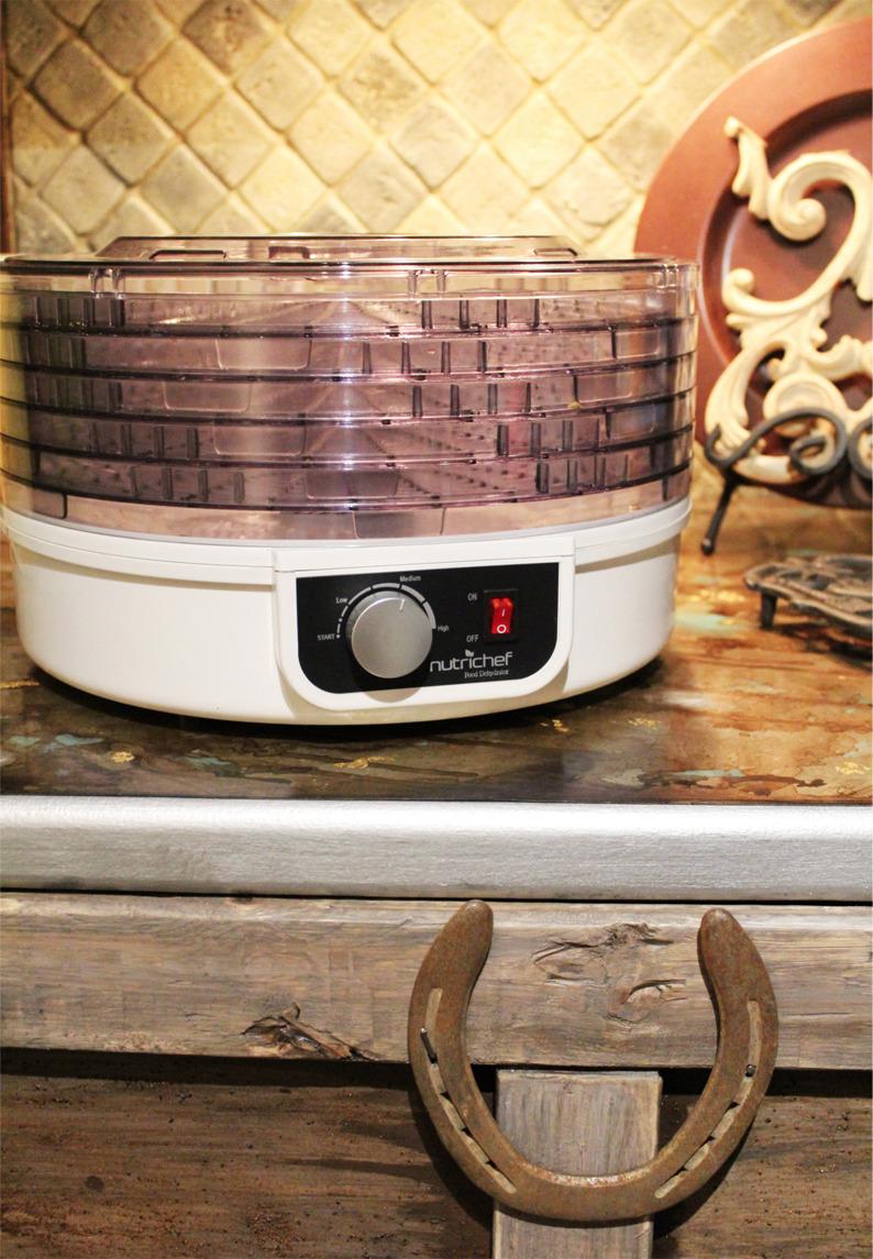 Nutrichef Food Dehydrator Machine | Dehydrates Beef Jerky, Meat, Food, Fruit, Vegetables & Dog Treats | Great For At Home Use | High-Heat Circulation for Even Dehydration | 5 Easy to Clean Trays customer photo 1
