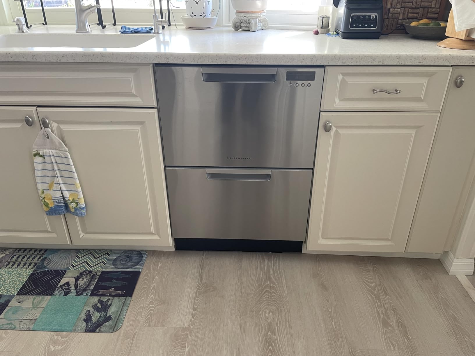 Fisher and Paykel Double DishDrawer Dishwasher, 14 Place Settings (EZKleen Stainless Steel) customer photo 2