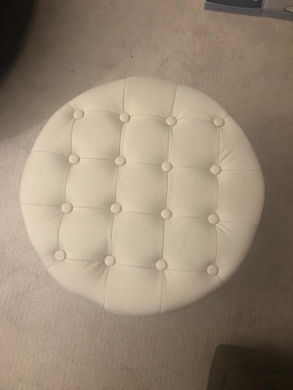 BELLEZE Modern Button Tufted Accent Storage Ottoman, Small Upholstered Circle Pouf Footstool with Lift Top, for Bedroom, Living Room or Vanity, 17-3/4