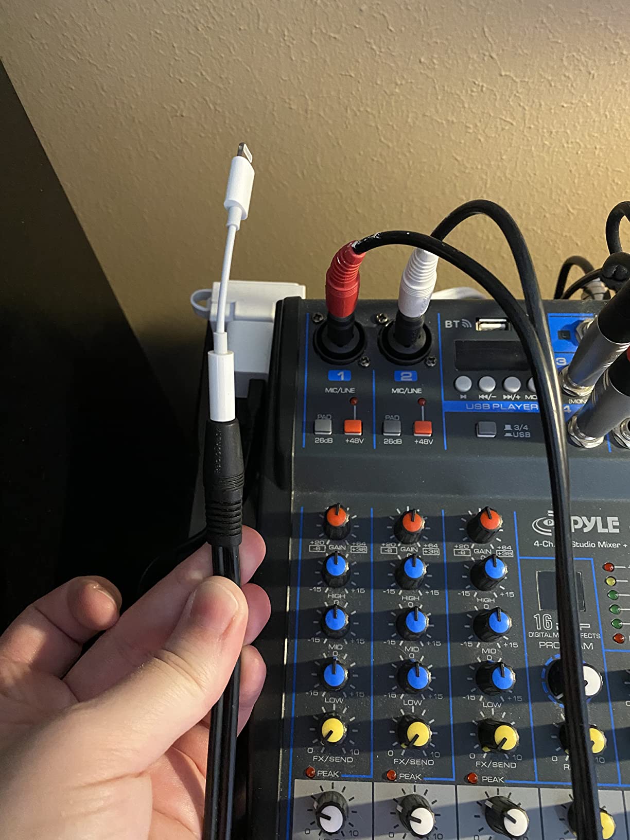 Pyle Professional 6 Channel Audio Mixer with Bluetooth - DJ Sound Board - USB Computer Input - Built-in MP3 Player - 48V Phantom Power - 3 Band EQ - 16-Bit DSP FX - Band, Studio Ready - PMXU63BT customer photo 1