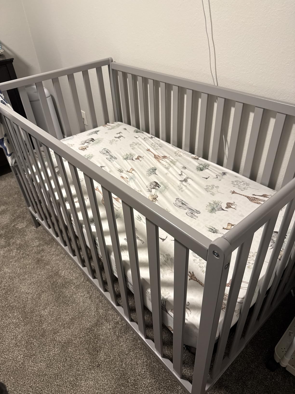 Delta Children Heartland 4-in-1 Convertible Crib - Greenguard Gold Certified, Bianca White customer photo 1