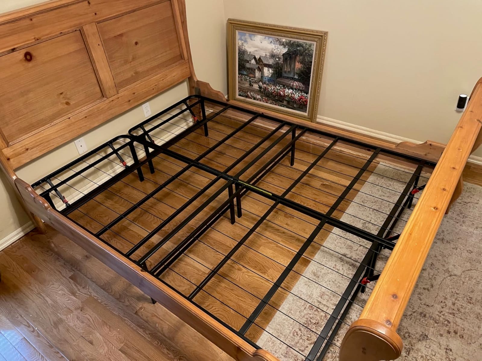 Amazon Basics Bed Frame with Ample Underbed Storage, Foldable Metal Platform, Sturdy Steel, No Box Spring Needed, 14 inches High, Noise-Free Support, Easy Assembly Tool-Free Setup, Full Size, Black customer photo 1