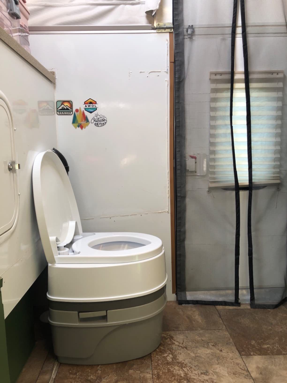 Camco RV Premium Travel Toilet - Features a 5.3-Gallon Detachable Holding Tank, Pump Flush Design & Spring-Loaded Latch (41544) customer photo 2