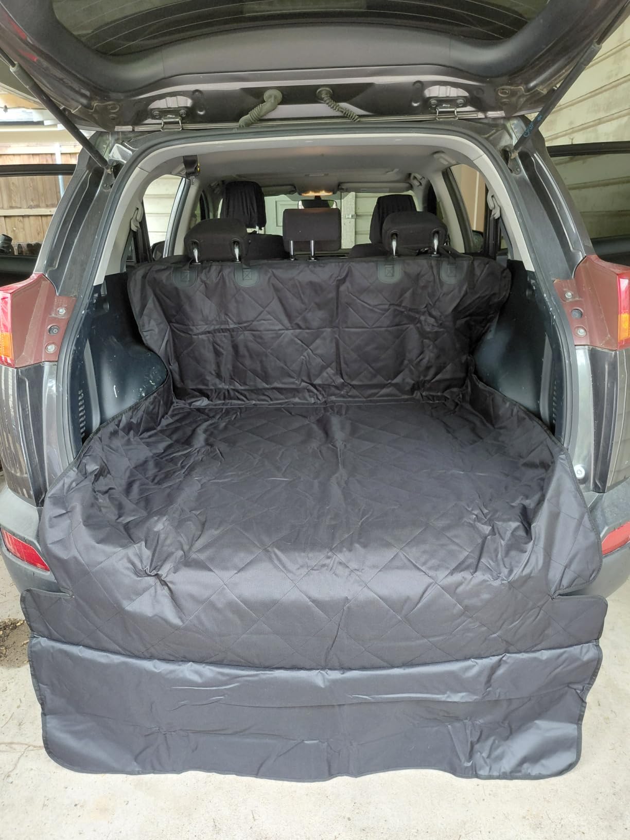 F-color SUV Cargo Liner for Dogs - Trunk Cover with Bumper Flap Protector customer photo 1
