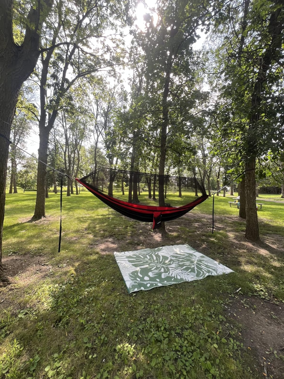 Sunyear Camping Hammock, Portable Single & Double Hammock with Net, 2 Person Hammock Tent with 2 * 10ft Straps, Best for Outdoor Hiking Survival Travel customer photo 2