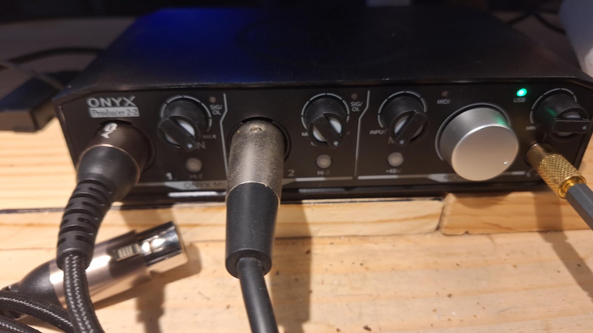 Mackie Audio Interface, Onyx Producer 2X2 USB Audio Interface with MIDI (Onyx Producer 2-2) customer photo 2