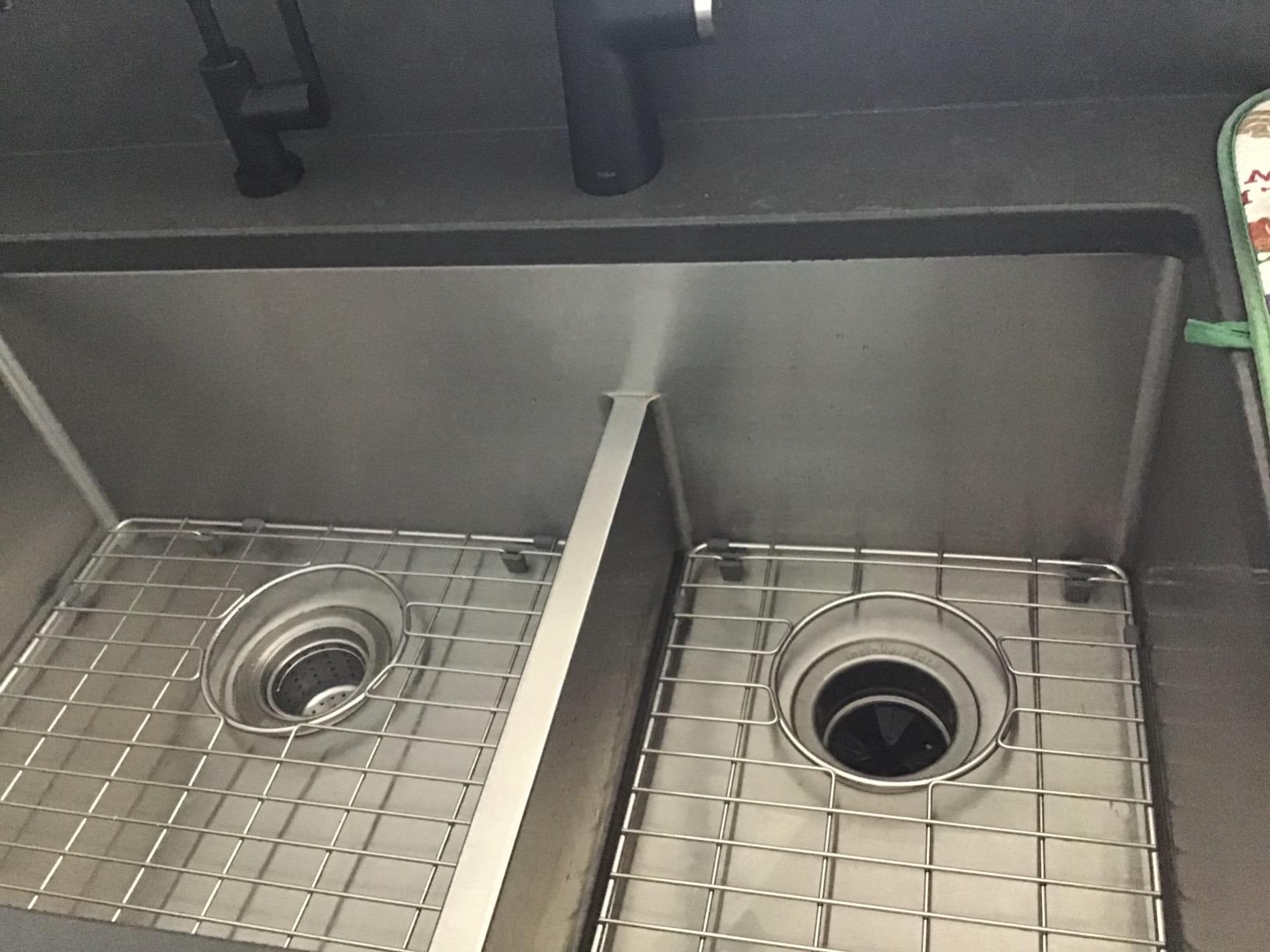 Ruvati 33-in 60/40 Low-Divide Undermount Kitchen Sink - RVH7419 customer photo 2