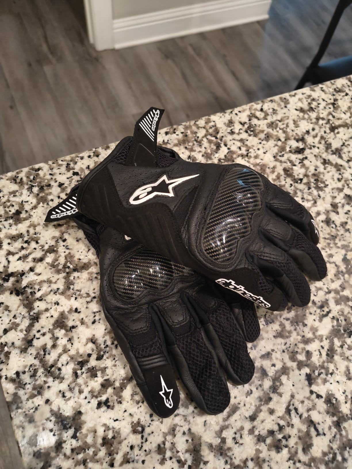 Alpinestars SMX 1 Air V2 Motorcycle Gloves Lightweight Ventilated Design Street Riding Comfort Enhanced Grip Protection customer photo 2