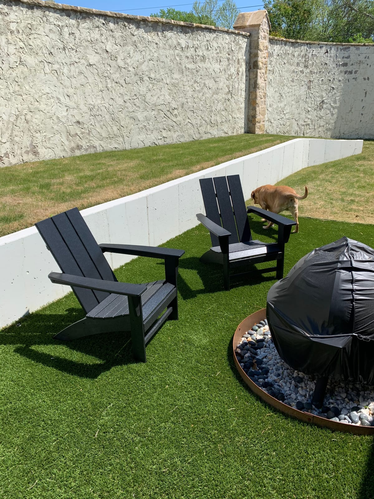 POLYWOOD Modern Adirondack Chair – All-Weather Outdoor Lawn Adirondack Chairs – HDPE, Fade-Resistant & Durable Outdoor Furniture – For Patio, Deck & Fire Pit Chairs – Black customer photo 2