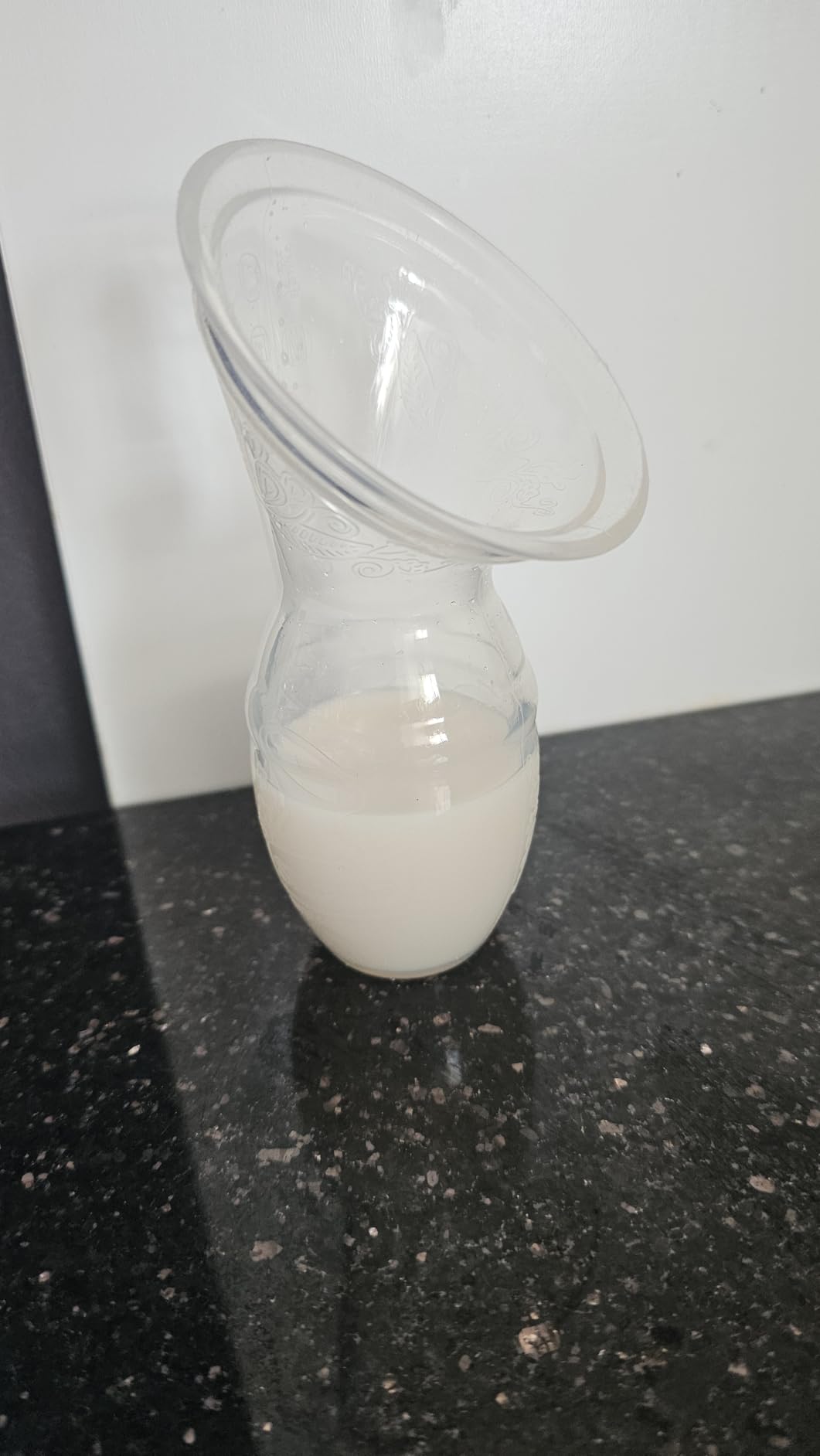 haakaa Manual Breast Pump for Breastfeeding 4oz/100ml customer photo 2