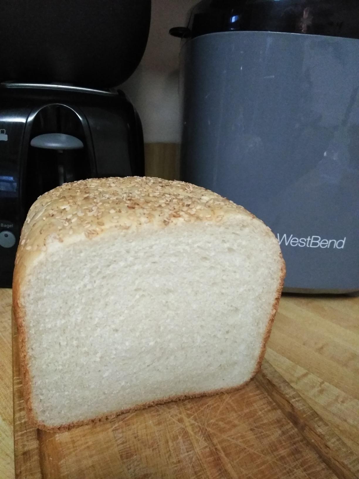 West Bend Hi-Rise Bread Maker Machine Programmable 12 Programs Including Gluten Free & 3 Loaf Sizes and Crust Colors with Traditionally-Shaped Horizontal Bread Pan with Dual Knead Blades, 3-Lb, Gray customer photo 1