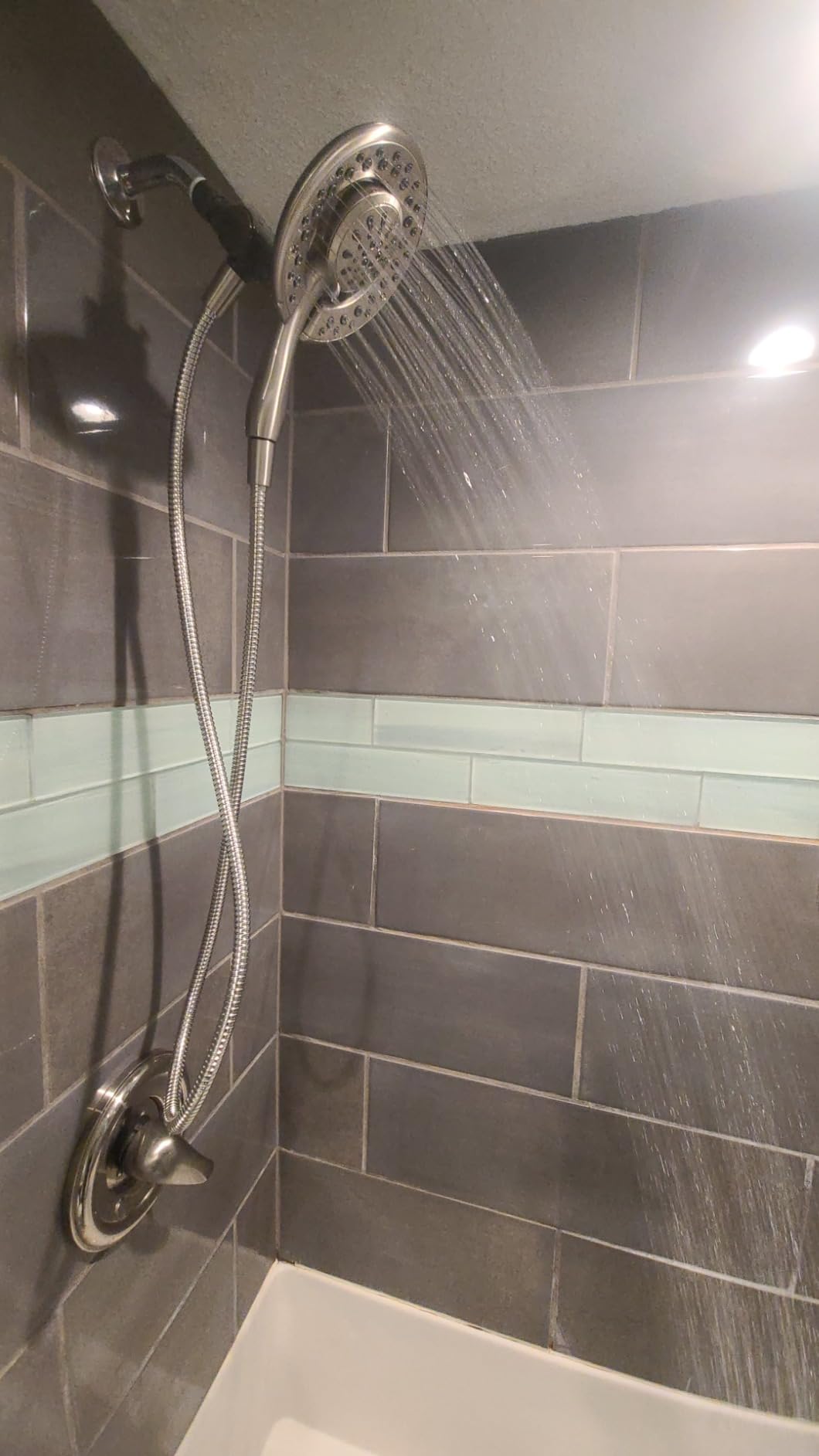 Delta 4-Setting In2ition 2-in-1 Dual Shower Head with HandHeld Spray, Chrome Detachable Shower Head with Hose, Showerhead, 1.75 GPM Flow Rate, Chrome 75486C customer photo 1