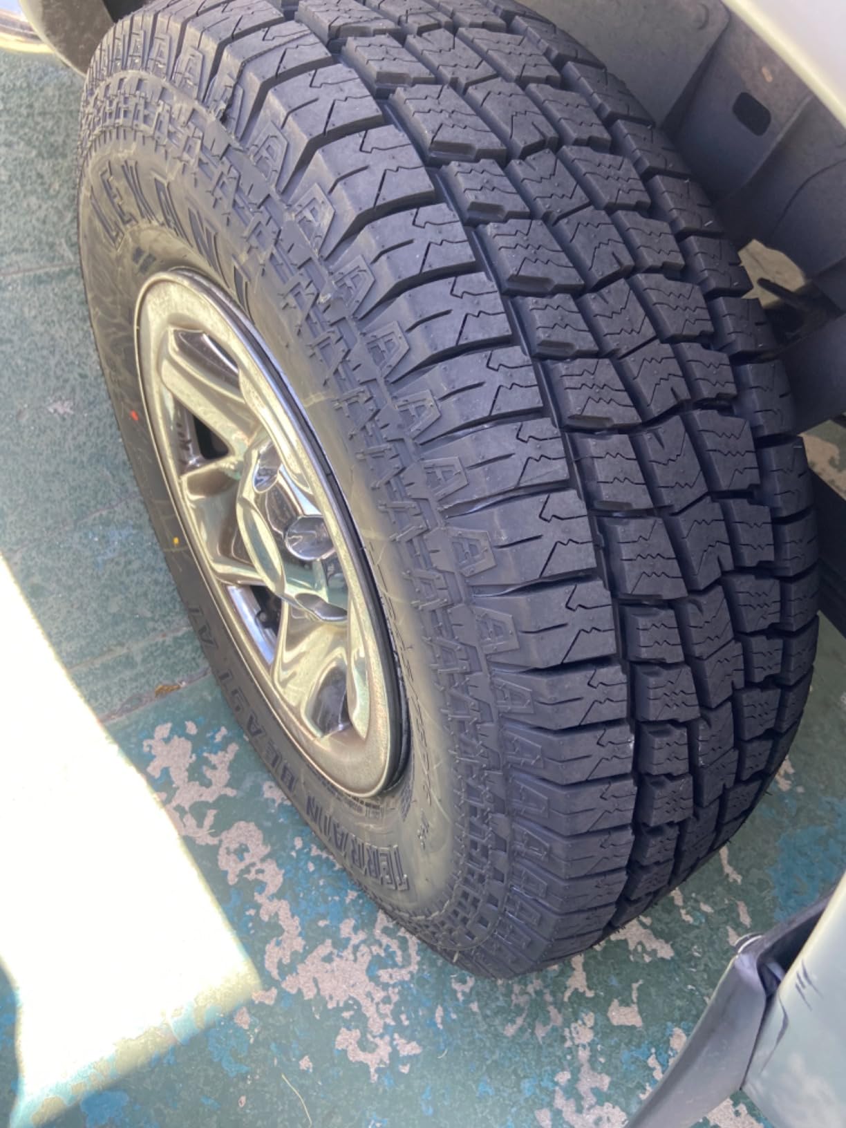 Lexani Terrain Beast AT LT265/70R17 121/118S E customer photo 1