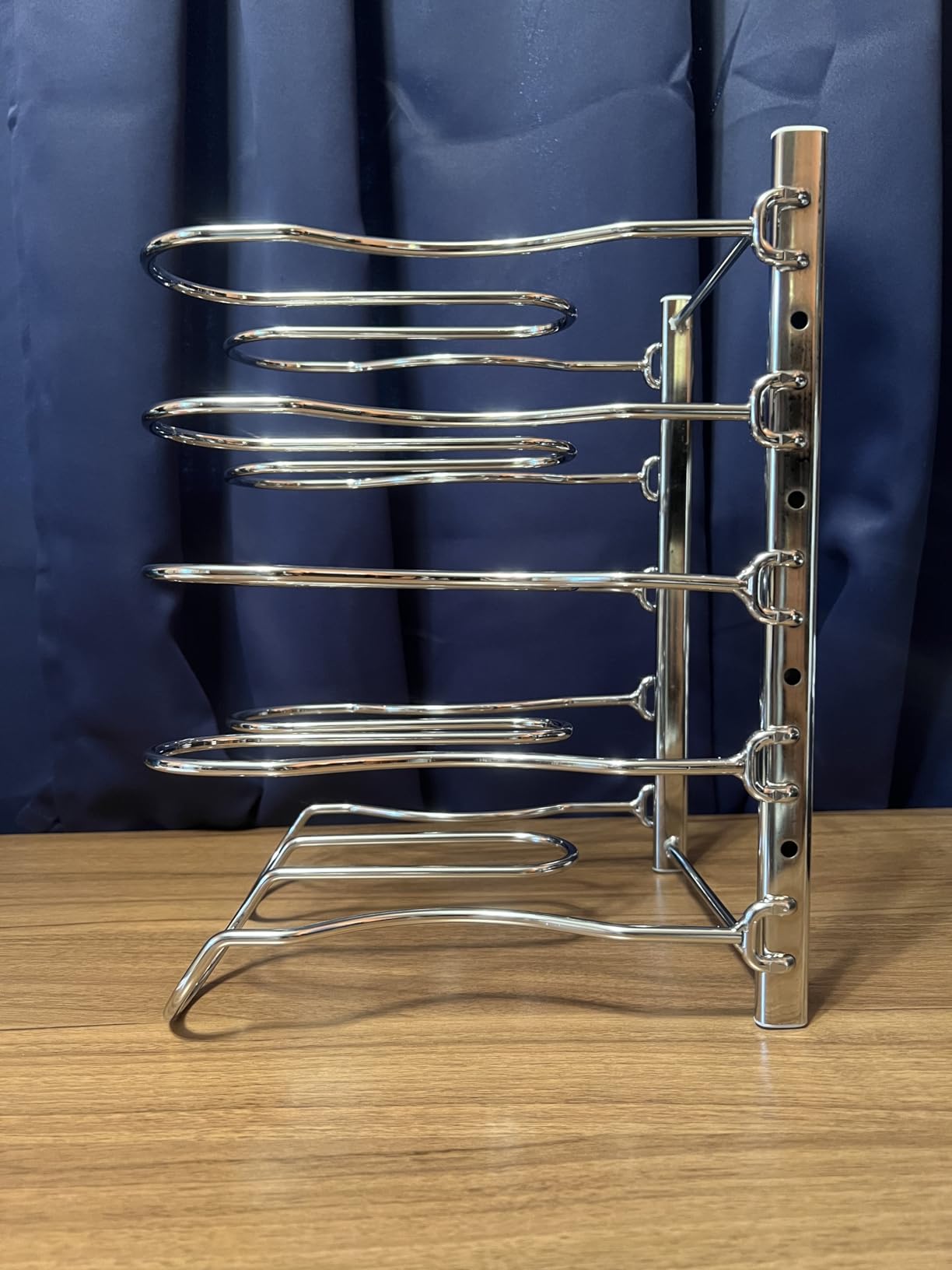 CAXXA Heavy Duty Pan Rack, Pot Lid Rack, Kitchen Cabinet Pantry Cookware Organizer Rack Holder with 5 Adjustable Dividers, Chrome customer photo 2