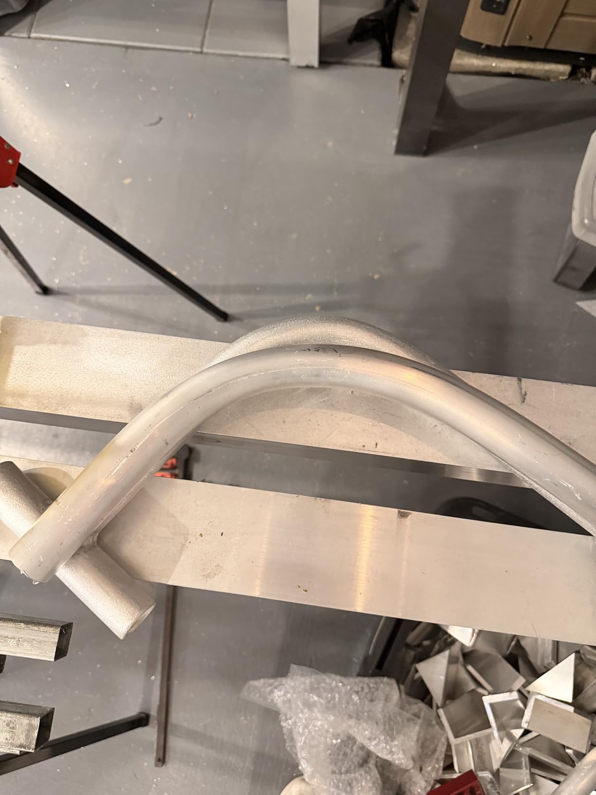 Hydraulic Round Tubing Bender, 90 Degree Bends for Roll Cages, 1.50 In. Die customer photo 2