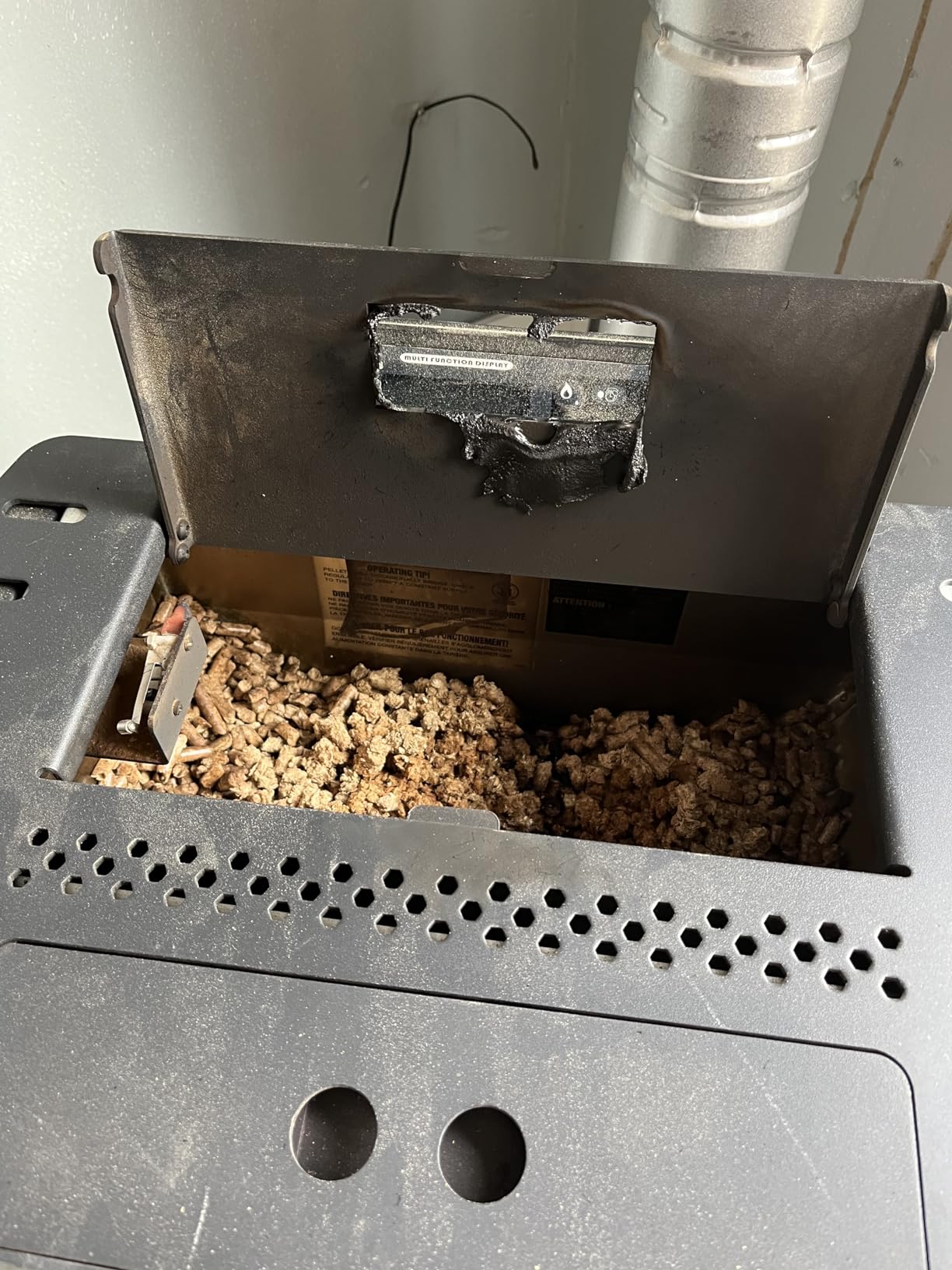 Mr. Heater Cleveland Iron Works Small Pellet Stove - 24lb Hopper customer photo 1
