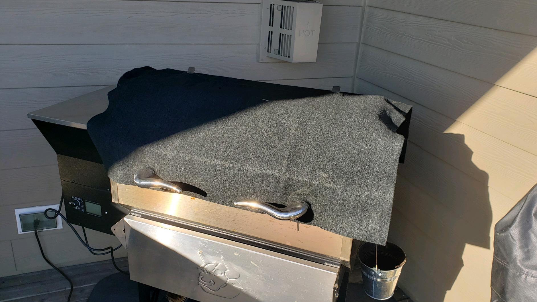 Waylander Carbon Felt Welding Blanket - Made in USA; Flame Retardant Fabric Up to 1800°F; Easy to Cut Fire Proof Mat customer photo 2