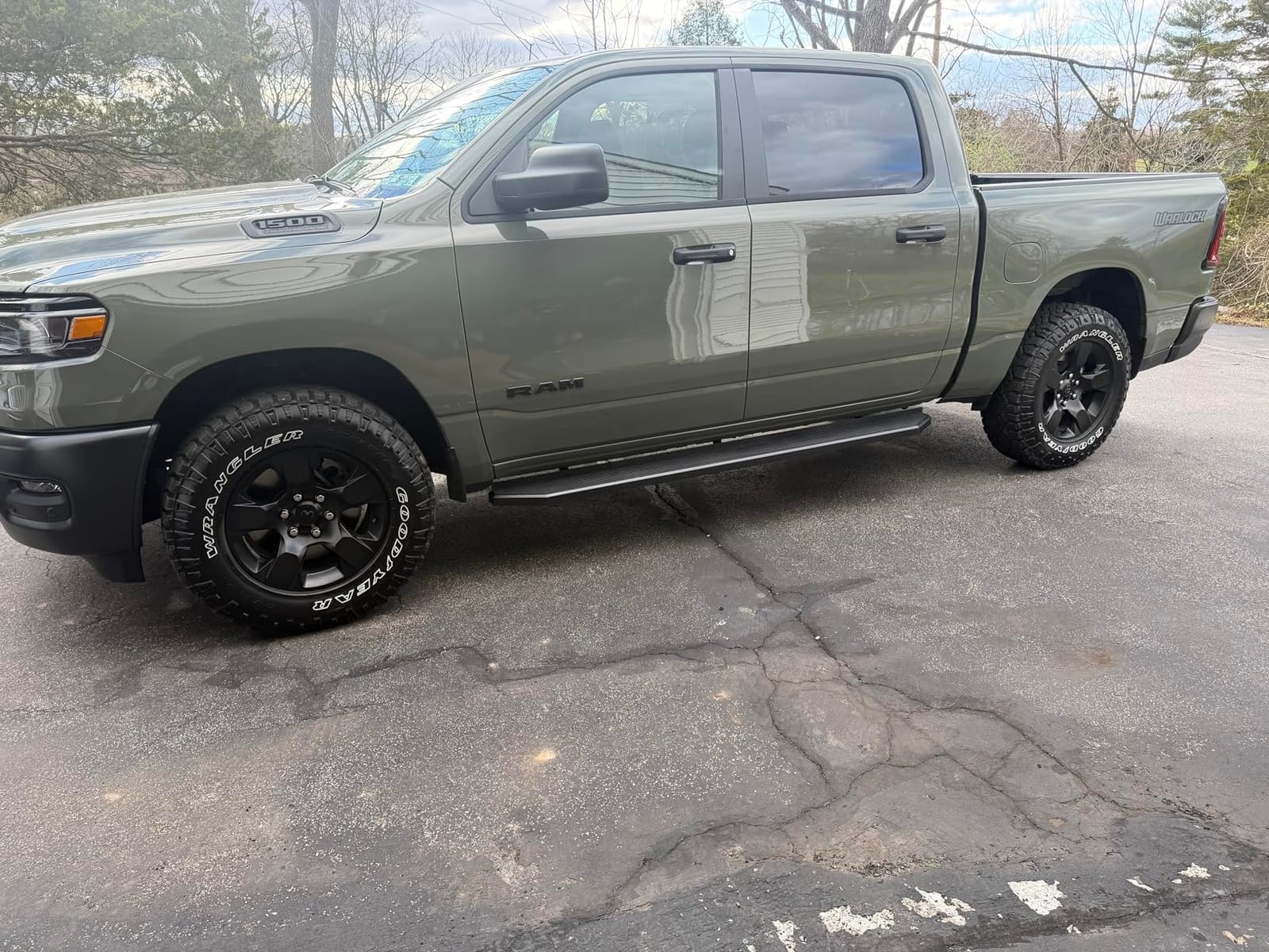 APS 6in (Black Stainless Steel Flat) Running Boards Compatible with Chevy Silverado GMC Sierra 1500 2019-2026 Crew Cab & 2500 HD 3500 HD 2020-2026 (Silverado 1500 LTD Sierra 1500 LD 2022) customer photo 1
