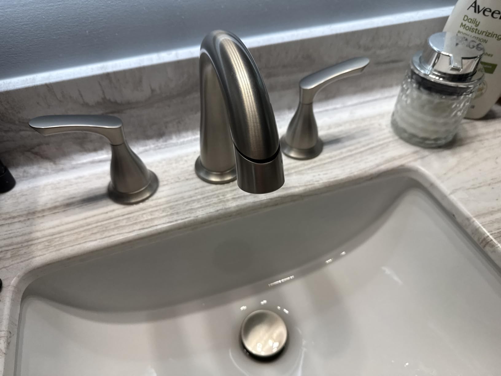 Delta Broadmoor Brushed Nickel Bathroom Faucet with Sprayer, 8 Inch 3 Hole Widespread Bathroom Sink Faucet with Pull Out Sprayer, Push-Pop Drain, SpotShield Stainless 35765LF-SPPD customer photo 1