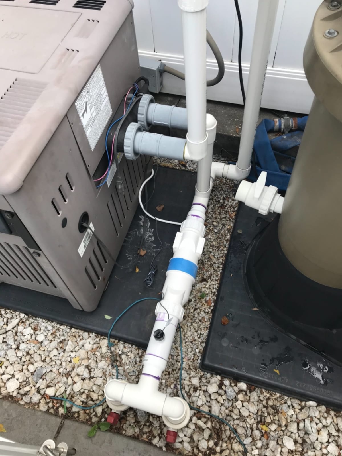 Hayward Aquarite Salt Chlorine Generator for Swimming Pools 40,000 Gallons customer photo 1