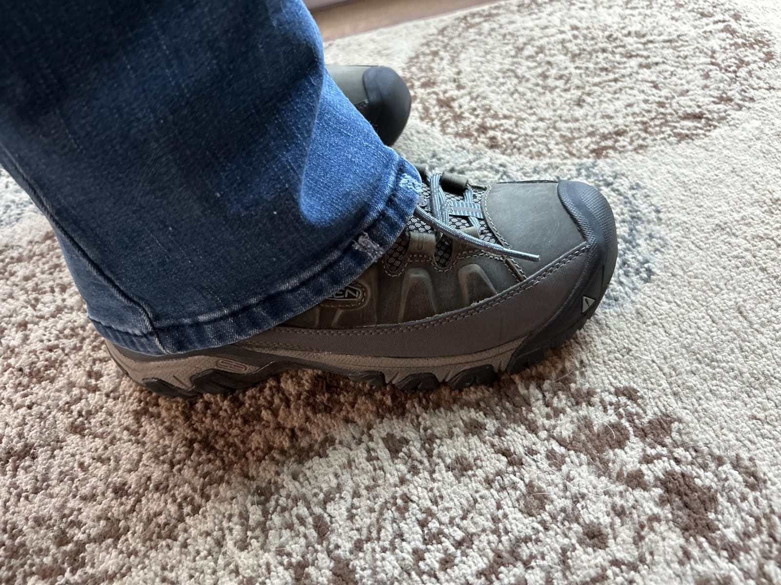 KEEN Women's Targhee III Mid Height Waterproof Hiking Boot customer photo 2
