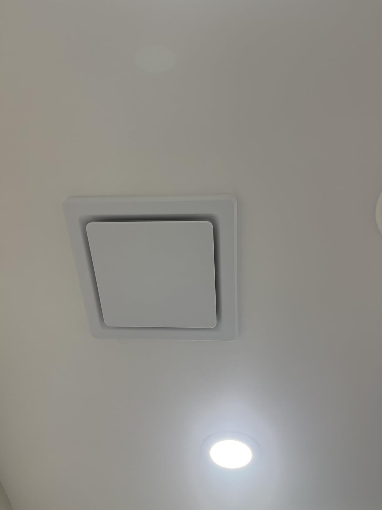 Homewerks 7140-80 Bathroom Fan Ceiling Mount Exhaust Ventilation, 1.5 Sones, 80 CFM, White customer photo 1