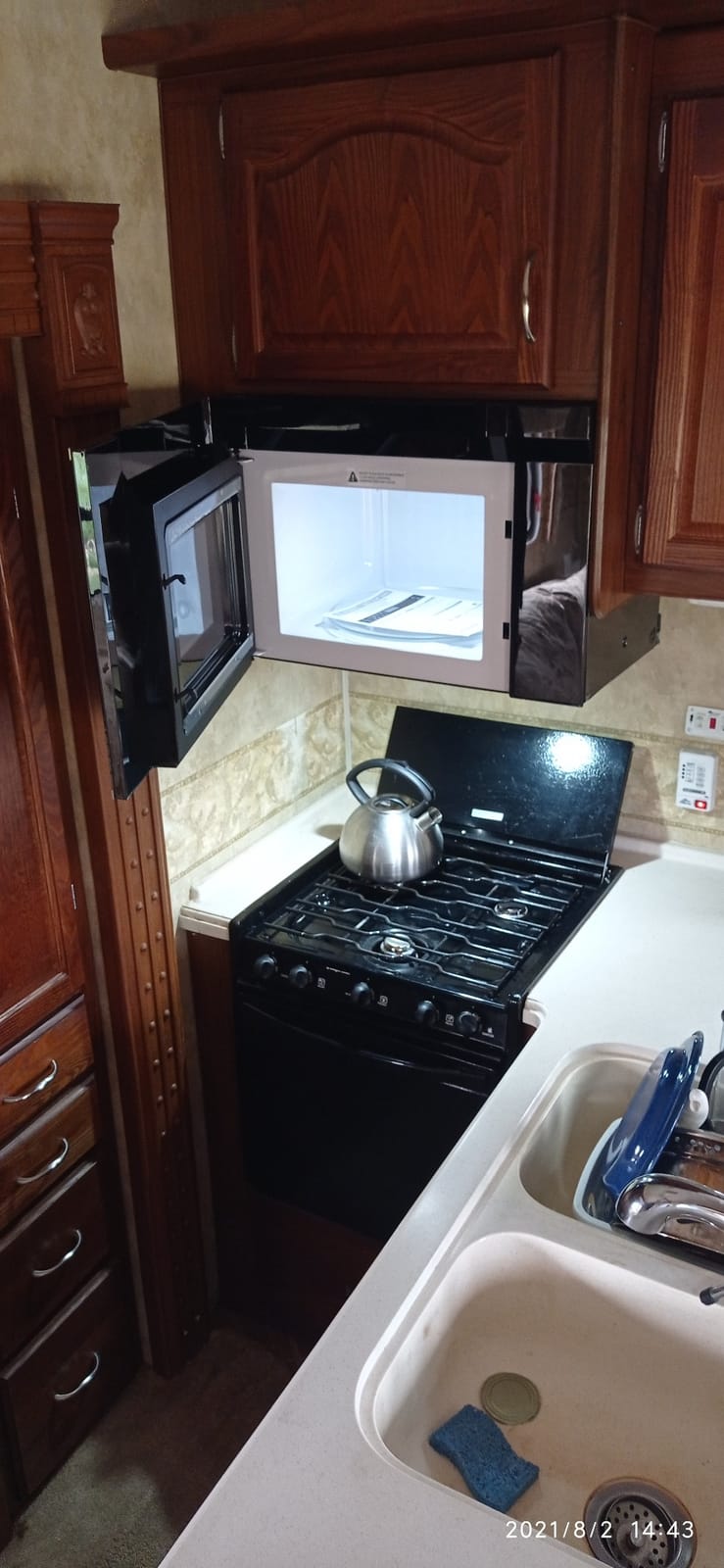 30 in. Stellar Coll 1.9 cu ft Over the Range Microwave, Vent Fan, Stainless customer photo 2