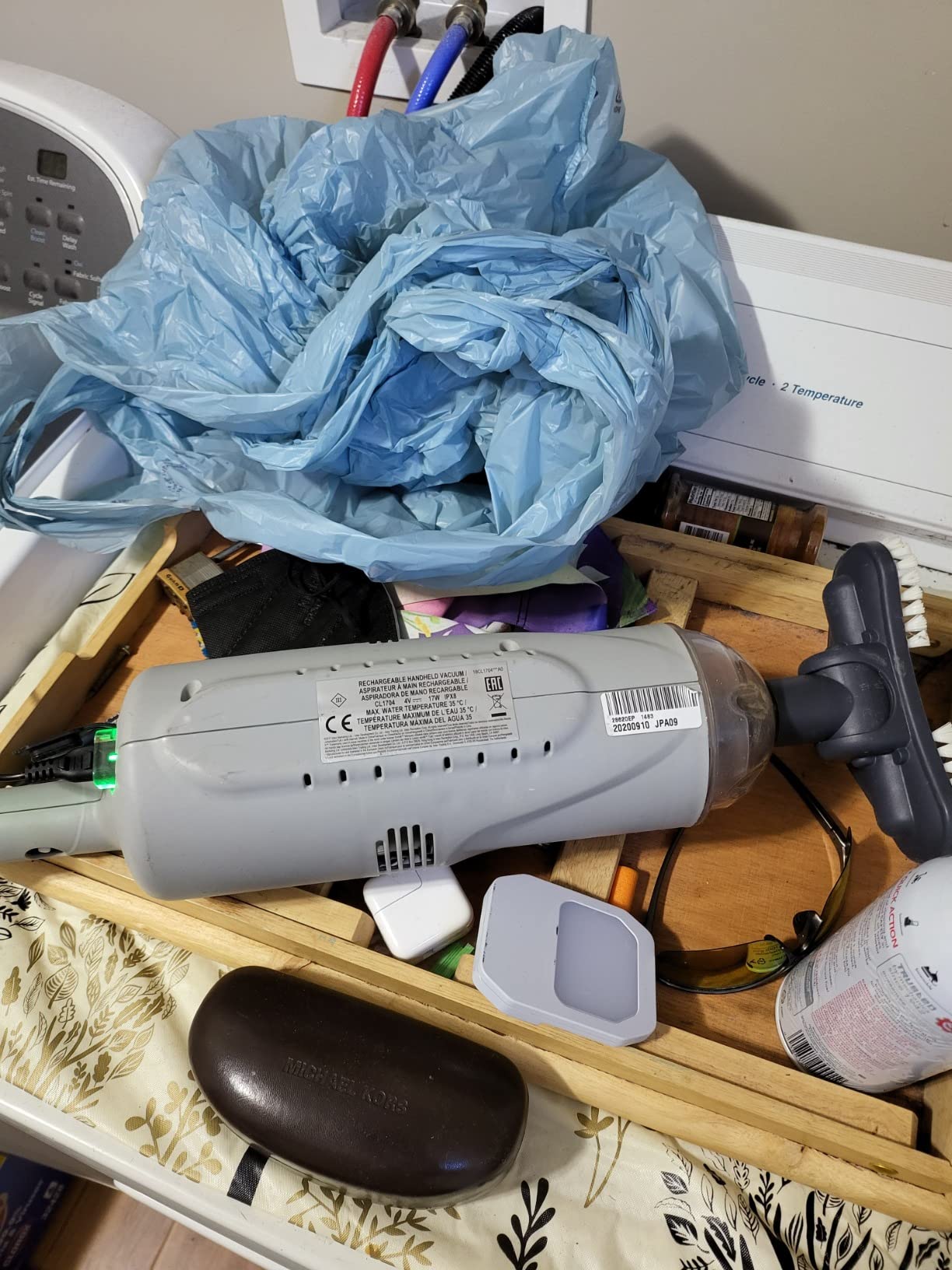 INTEX Rechargeable Handheld Pool Vacuum Cleaner for Pools & Spas customer photo 1