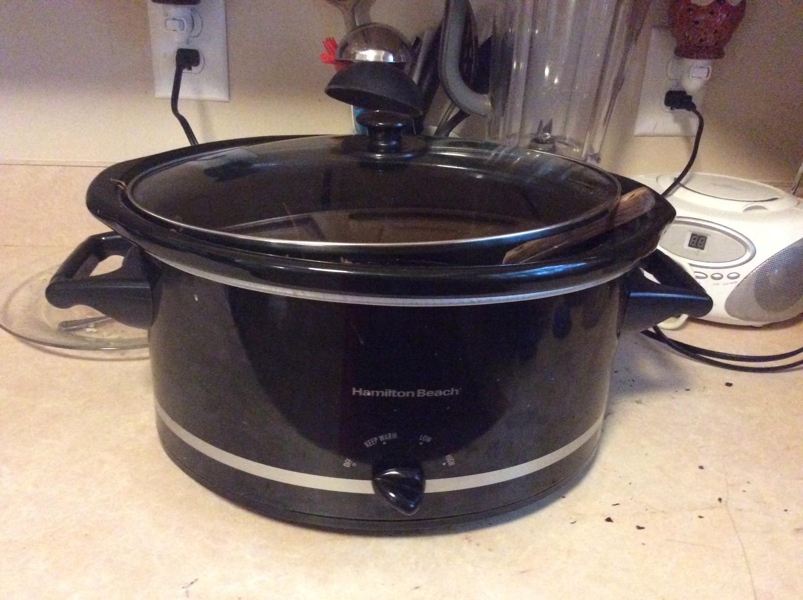 Hamilton Beach 6 Quart Slow Cooker With 3 Cooking Settings customer photo 1