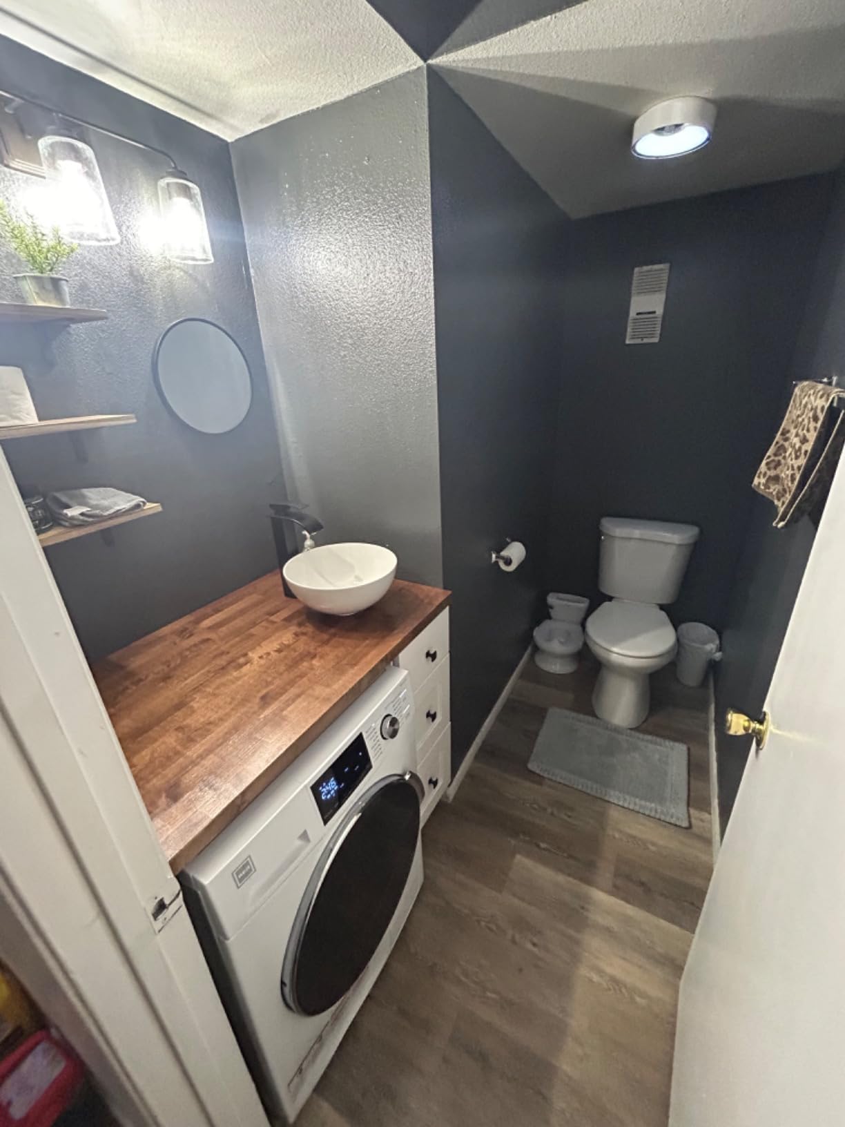 HAMILTON BEACH Washer and Dryer Combo 2.7 cu ft - White customer photo 1