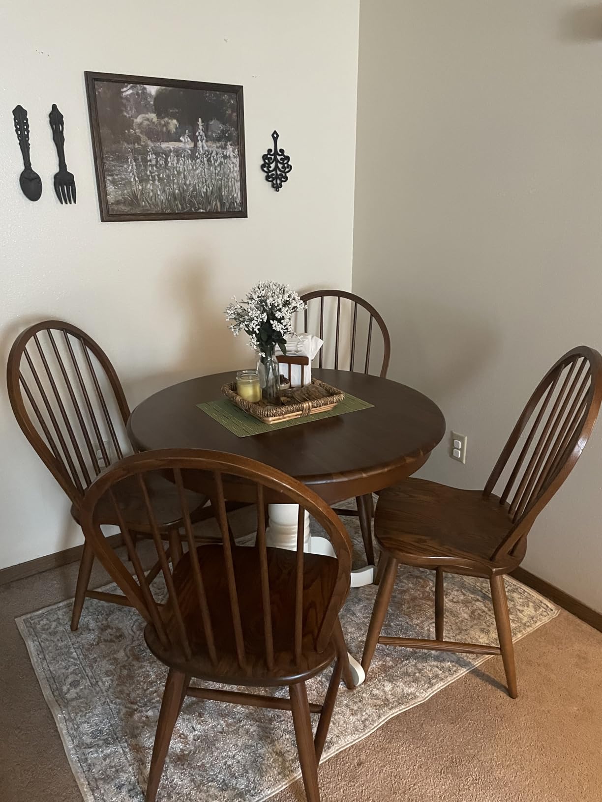 East West Furniture AMT-NLW-TP Antique Dining Table - a Round Wooden Table Top with Pedestal Base, 36x36 Inch, Natural & Linen White customer photo 1