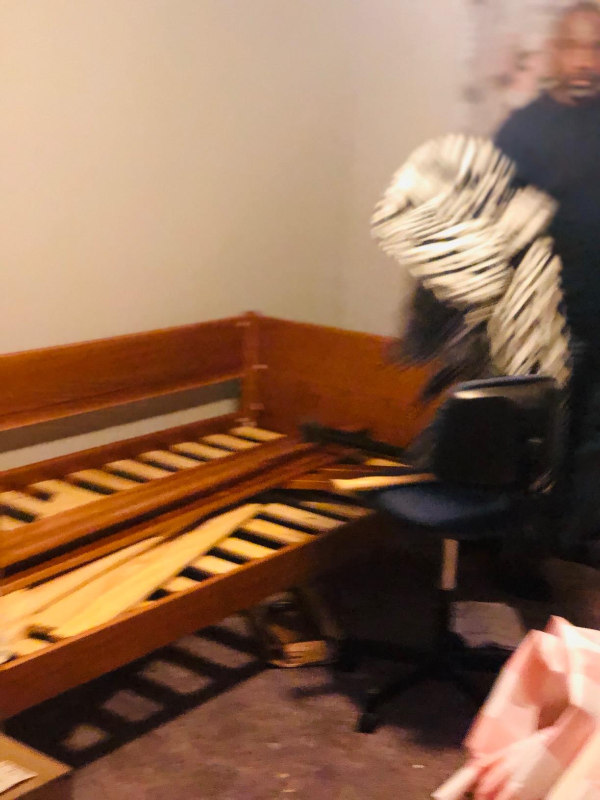 Camaflexi Mid-Century Modern Daybed & Trundle/Solid and Manufactured Wood/Panel Headboard/No Box Spring Needed/Foundation has 14 Wood Slats/Twin Trundle/Easy Assembly, Castanho Finish, Twin. customer photo 2