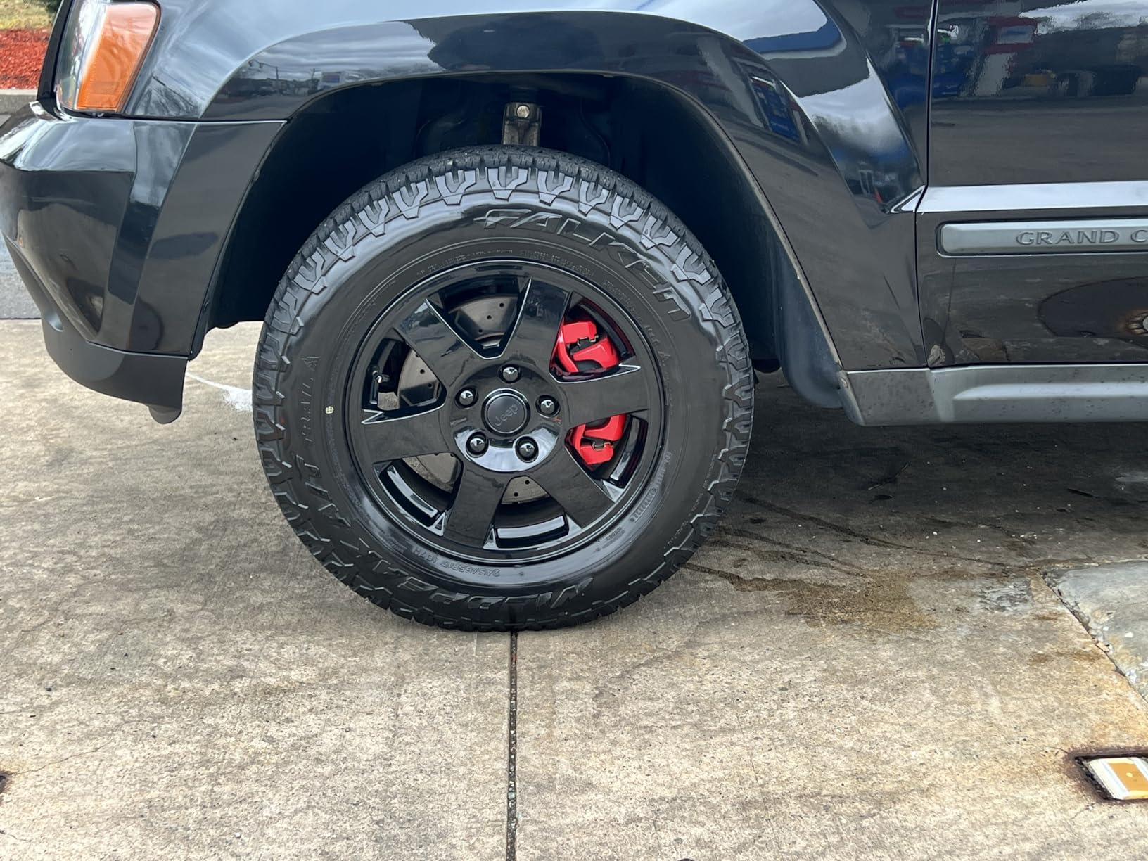 IPELY 2 Pack Large Tire Shine Applicator Pad, Durable and Reusable Hex-Grip Tire Dressing Applicator Pad for Applying Tire Shine customer photo 1