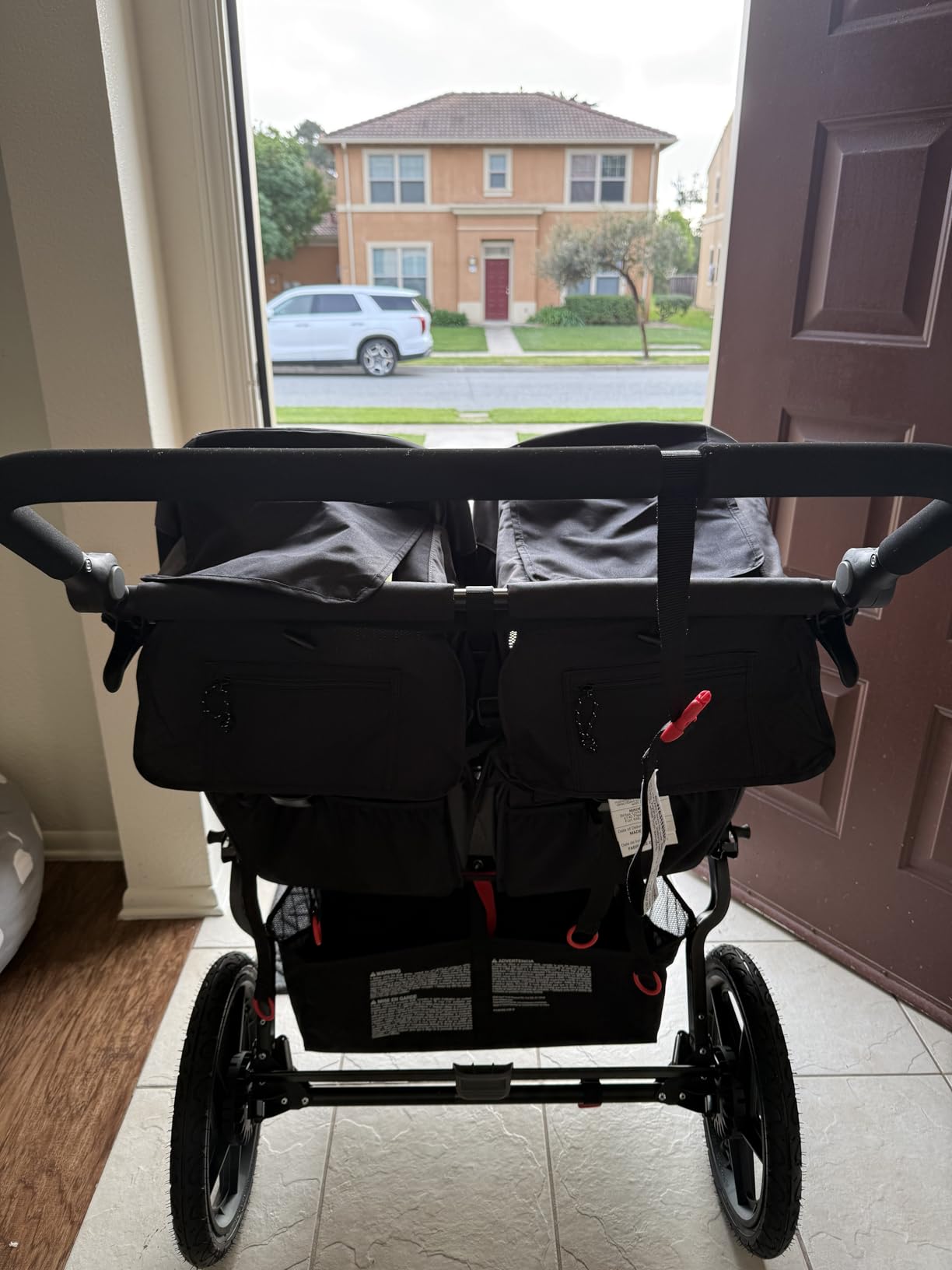 BOB Gear Revolution Flex 3.0 Jogging Stroller — Graphite Black customer photo 2