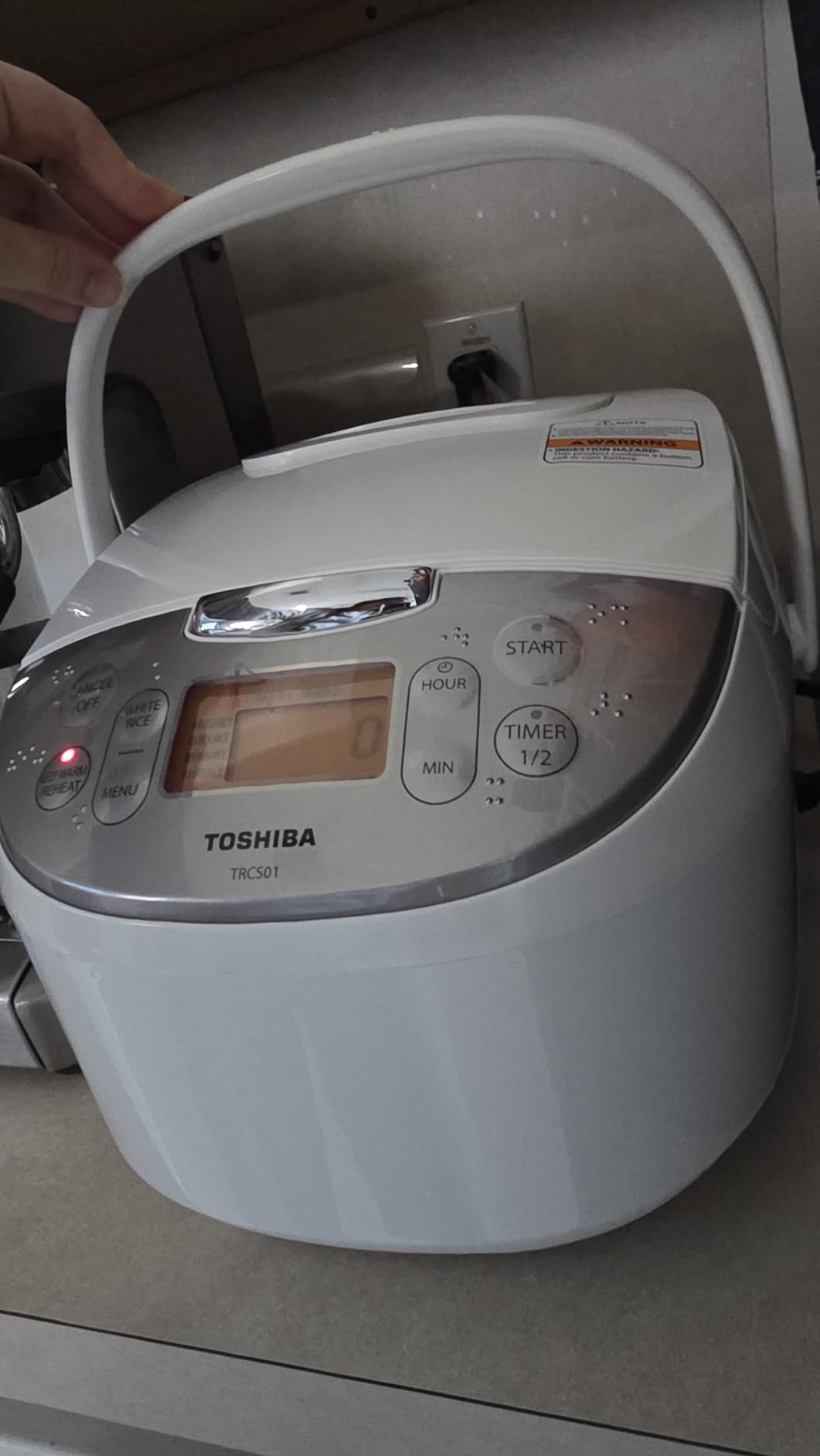 Toshiba Rice Cooker 6 Cup Uncooked – Japanese Rice Cooker with Fuzzy Logic Technology, 7 Cooking Functions, Digital Display, 2 Delay Timers and Auto Keep Warm, Non-Stick Inner Pot, White customer photo 1