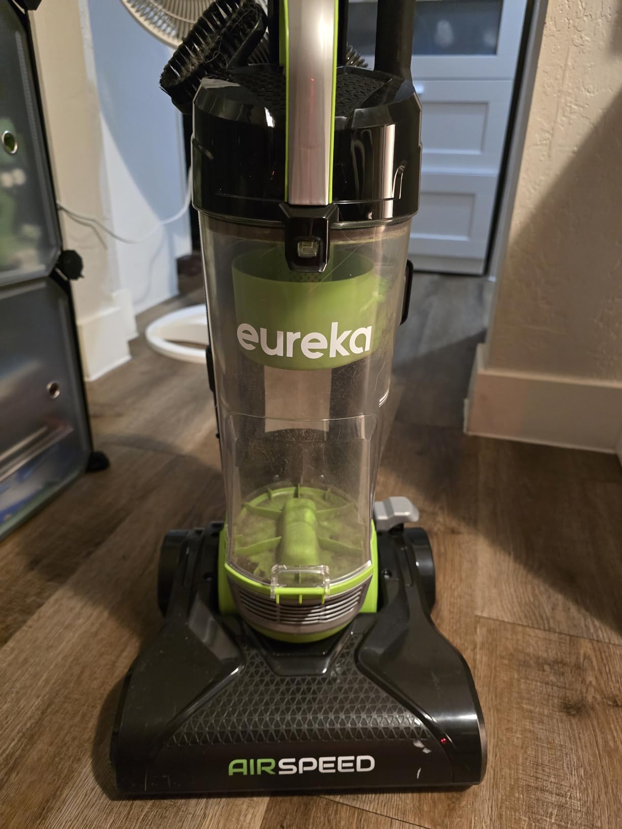 Eureka AirSpeed NEU10AE4 customer photo 1