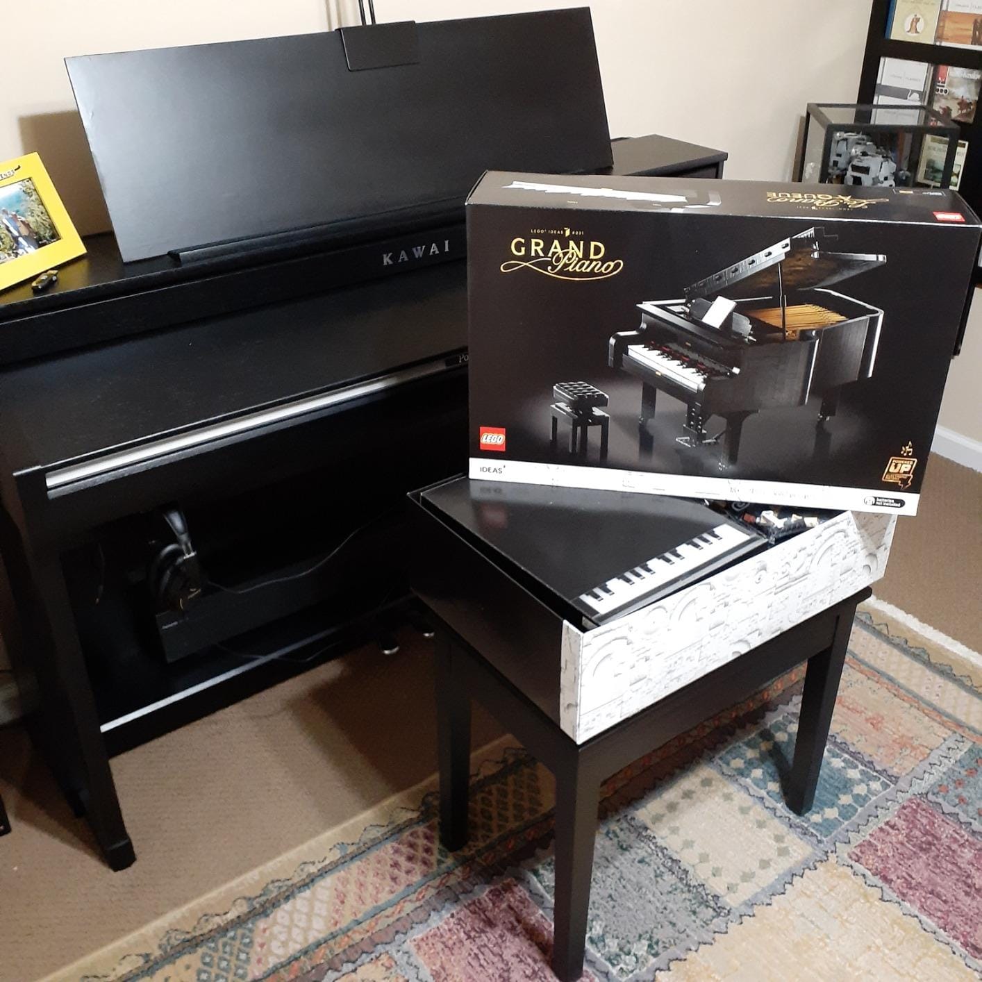 LEGO Ideas Grand Piano 21323 Model Building Set for Adults, Collectible Home Décor Kit, Gift for Music Lovers with Motor and Power Functions customer photo 1
