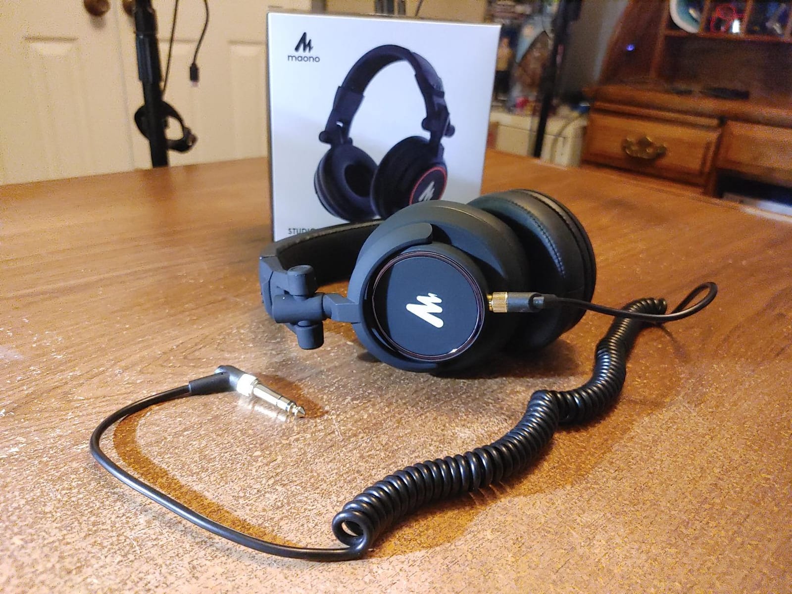 MAONO MH601 Wired Studio Headphone for Podcast Recording Stream DJ Mixing customer photo 2