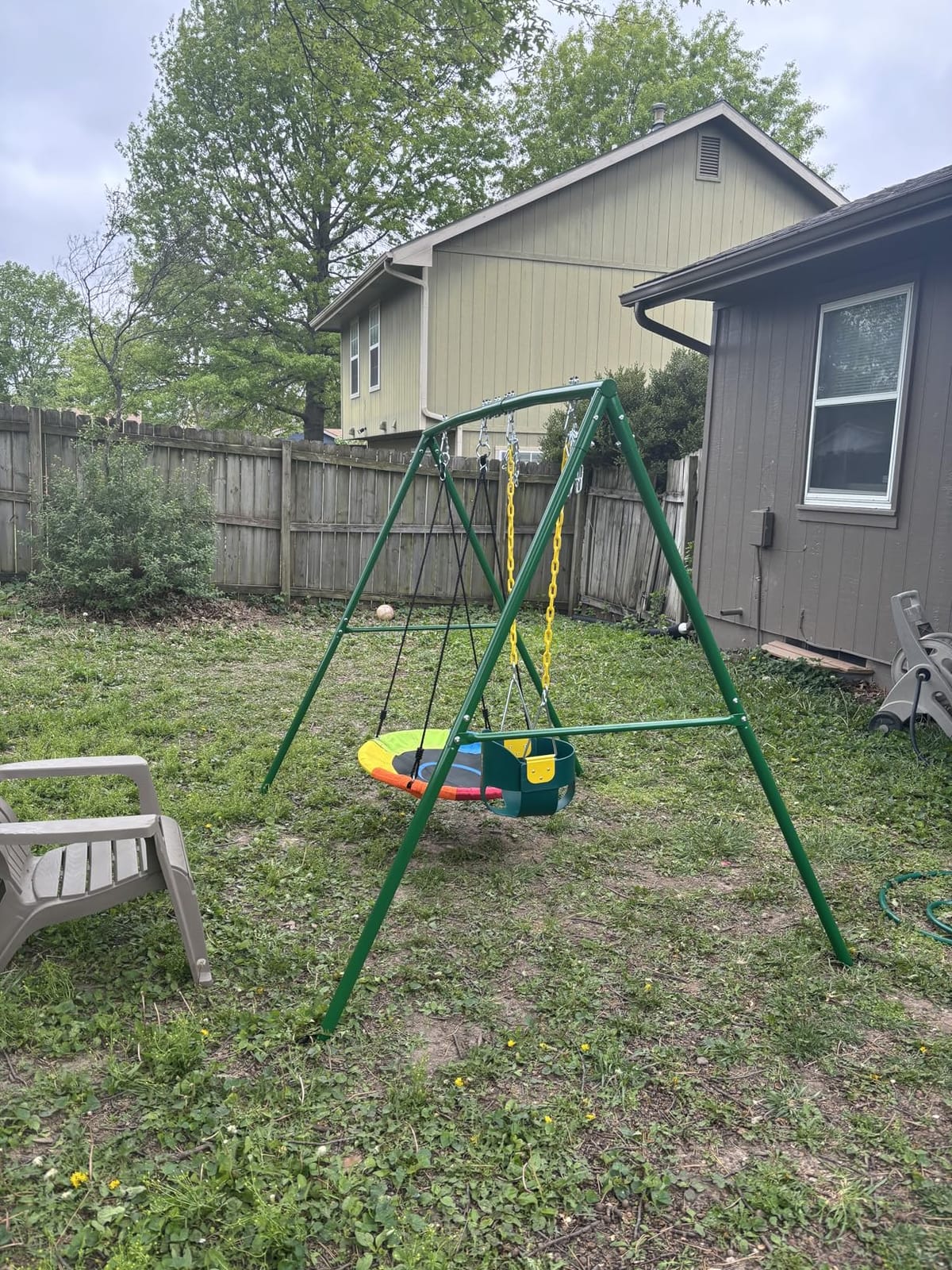Trekassy 440lbs Swing Sets for Backyard, 2 Seat Saucer & Belt Swing - Green customer photo 1