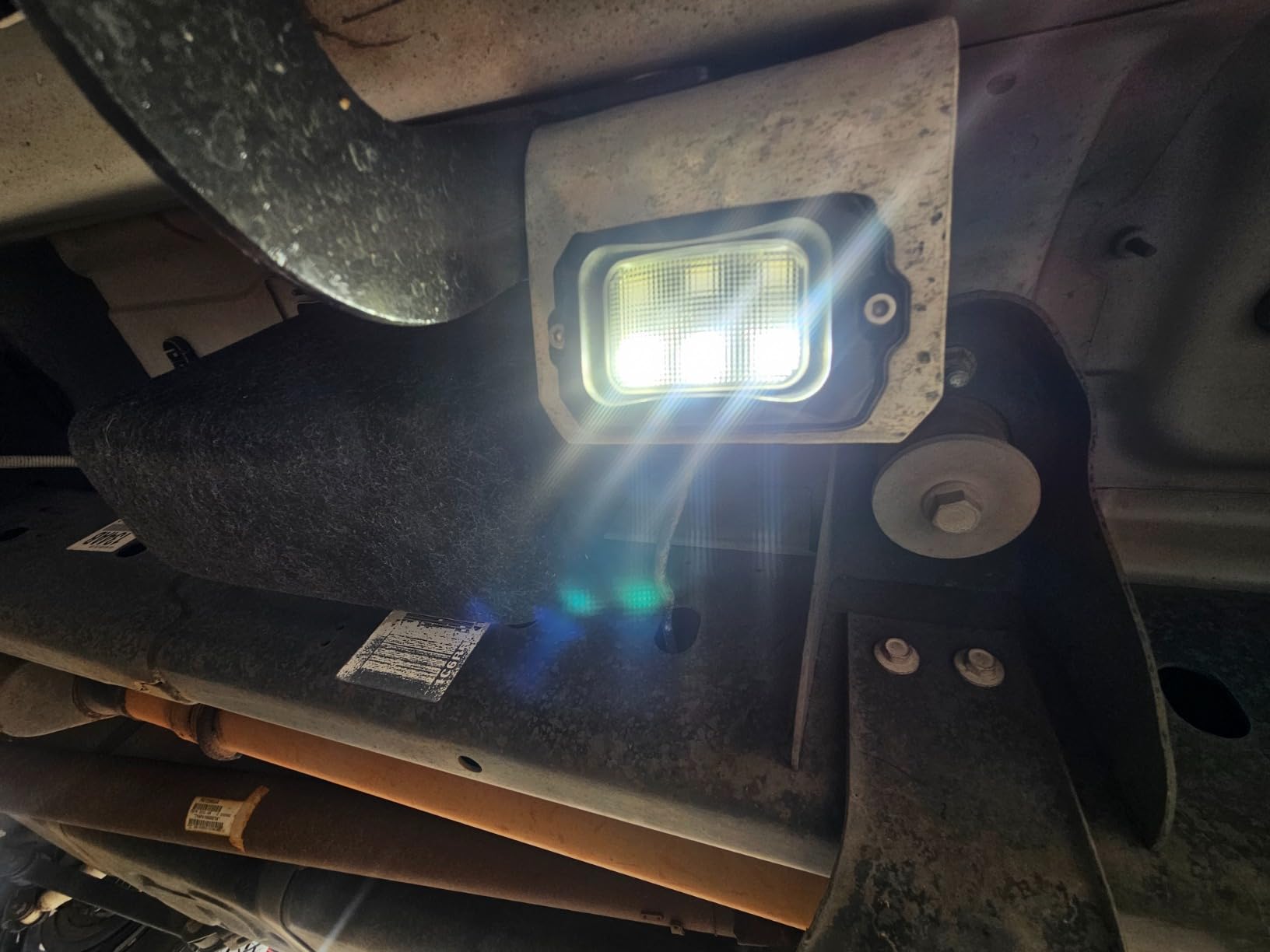 MICTUNING C2 Curved RGBW Rock Lights 8 Pods with Wiring Switch Kit customer photo 1